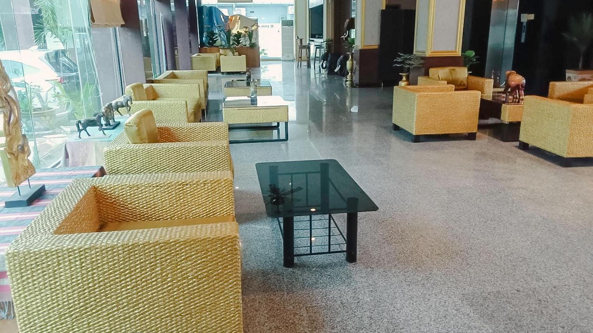โรงแรม Antai Holiday