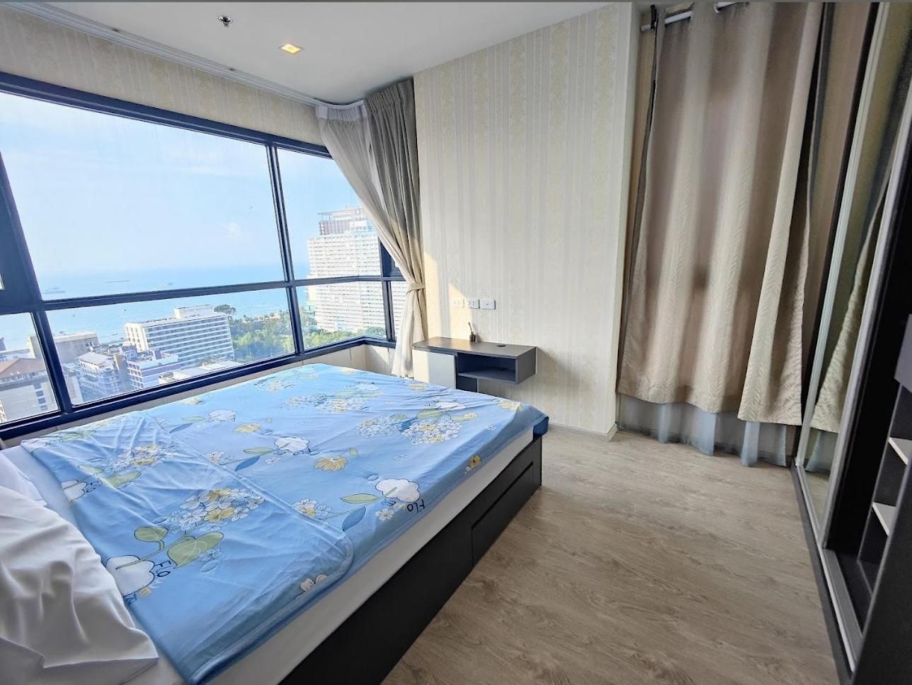 อพาร์ทเม้น The Base Near Festival Pattaya