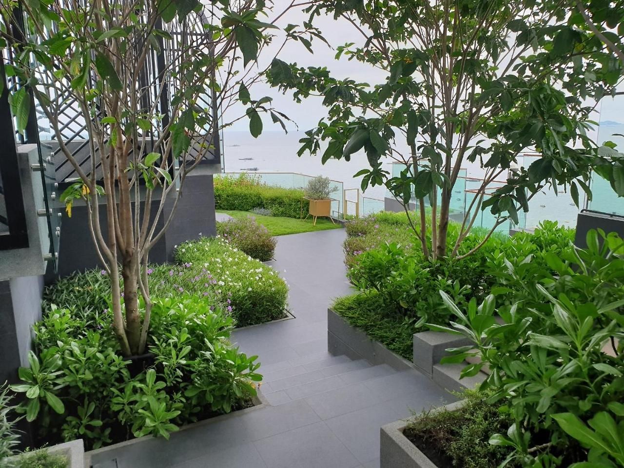 อพาร์ทเม้น The Edge Pattaya