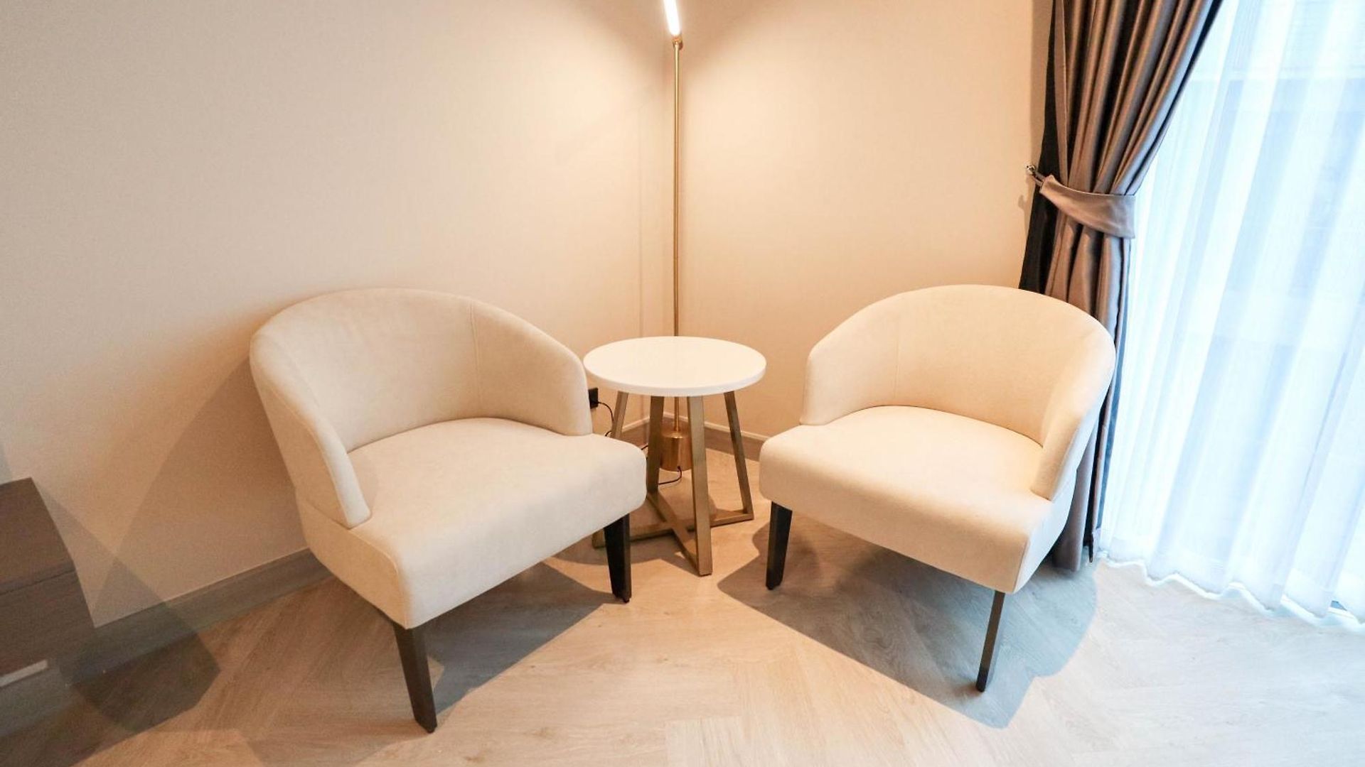 โรงแรม The One Cozy Living