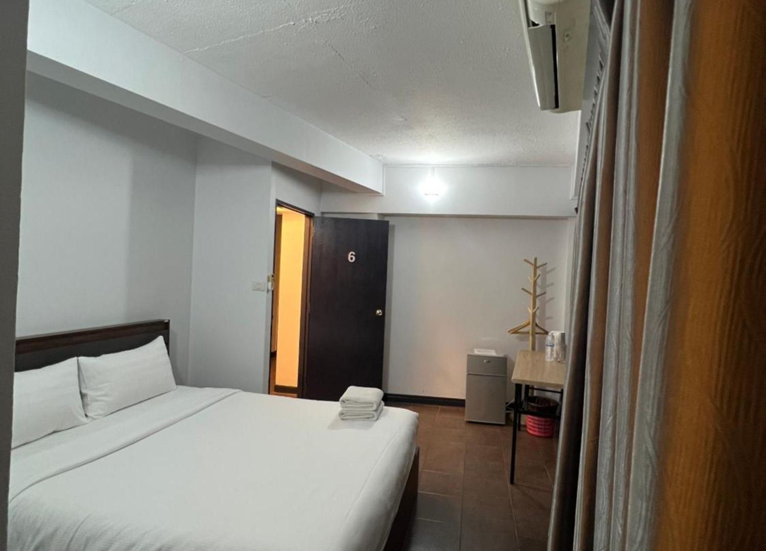 Maland House - Soi 14 Saisong Road โรงแรม Pattaya