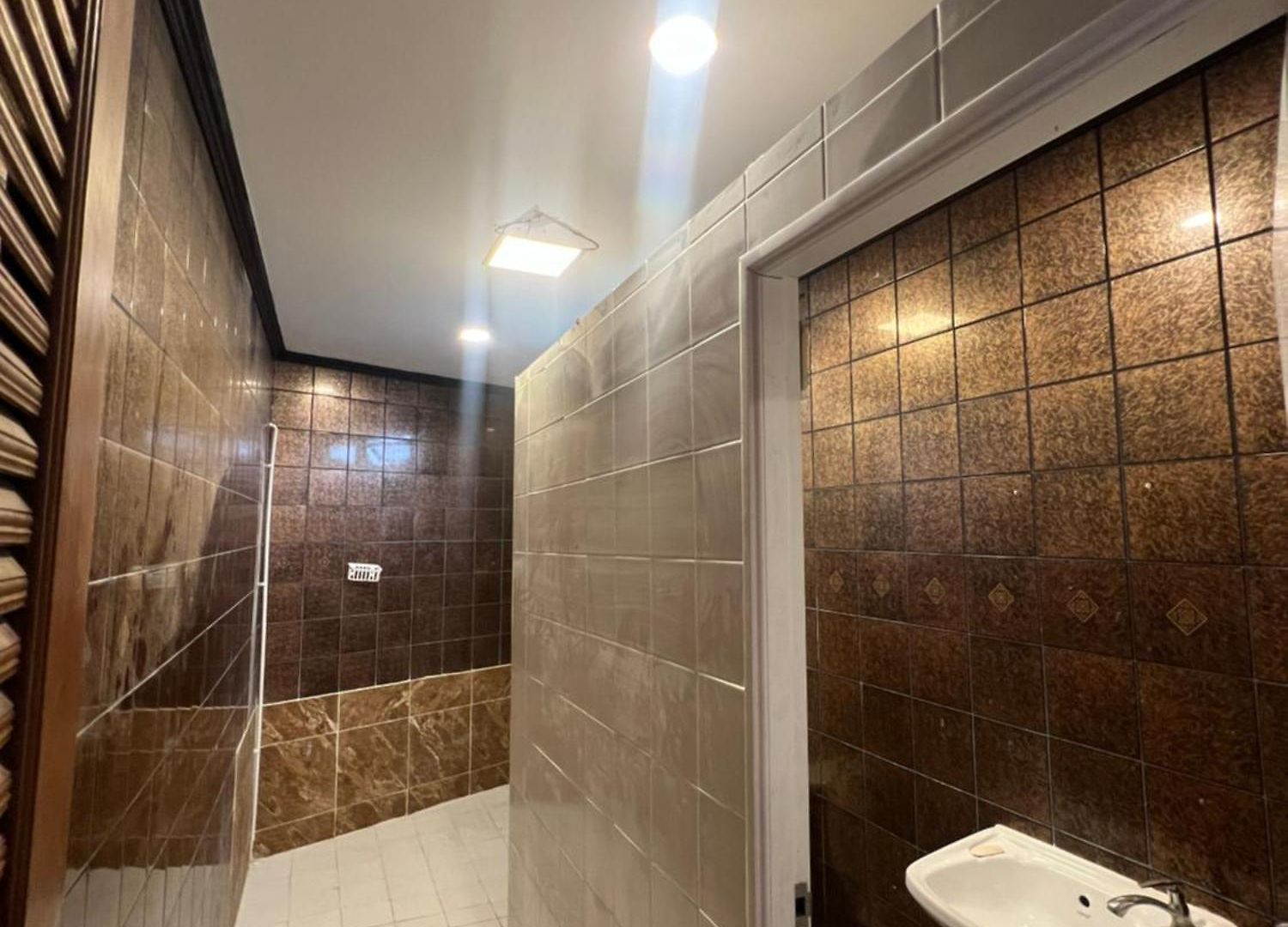 Maland House - Soi 14 Saisong Road โรงแรม Pattaya