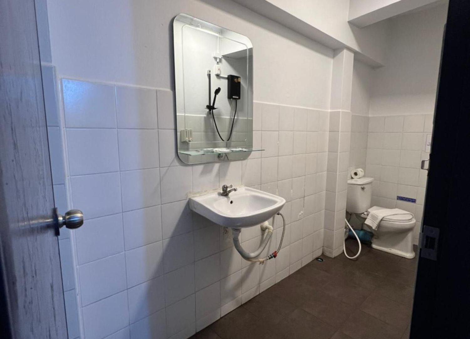 Maland House - Soi 14 Saisong Road โรงแรม Pattaya