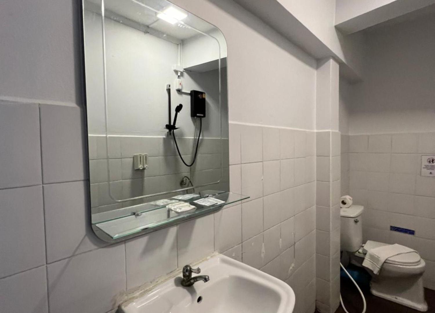Maland House - Soi 14 Saisong Road