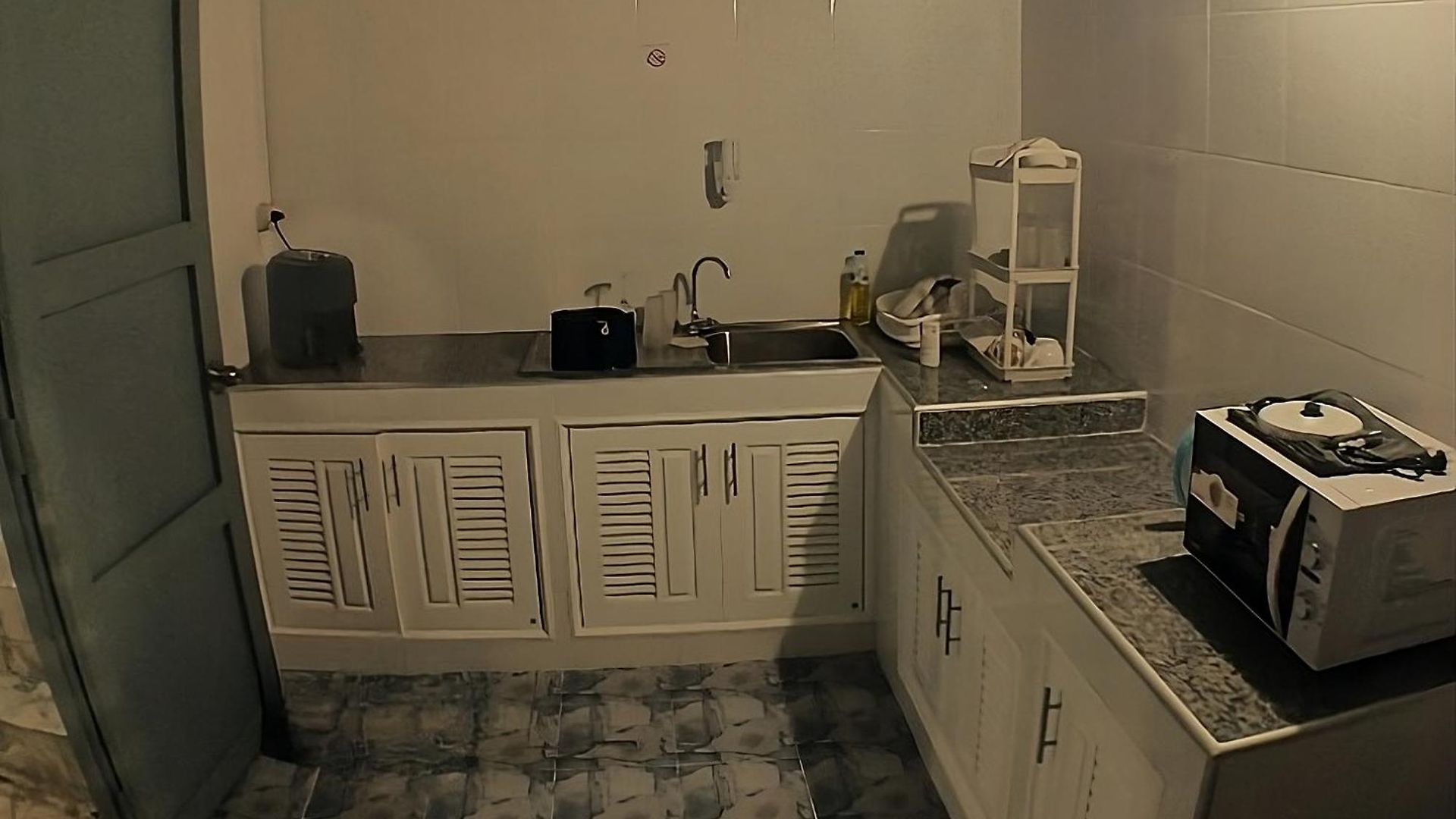 โรงแรม Arunotai Ii -