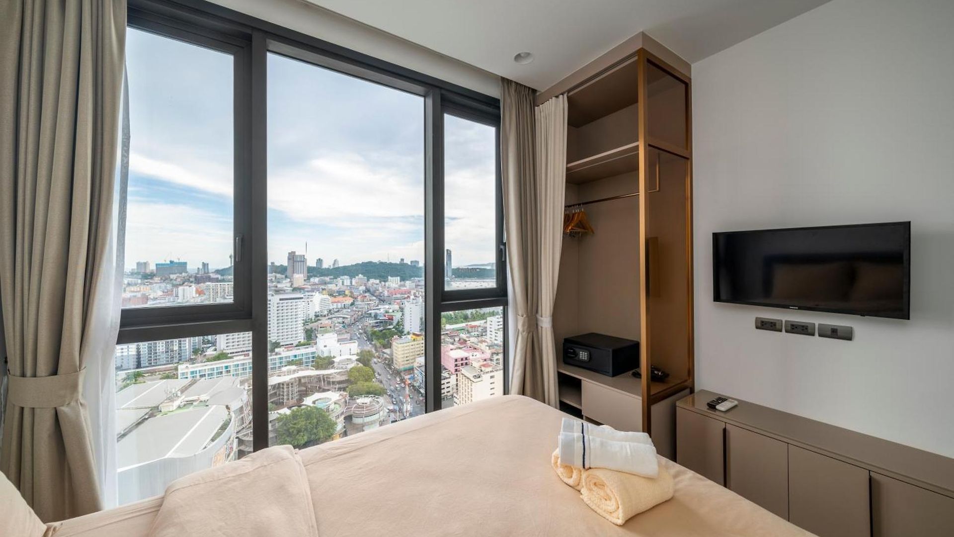 Vacaystation Edge โรงแรม 4*