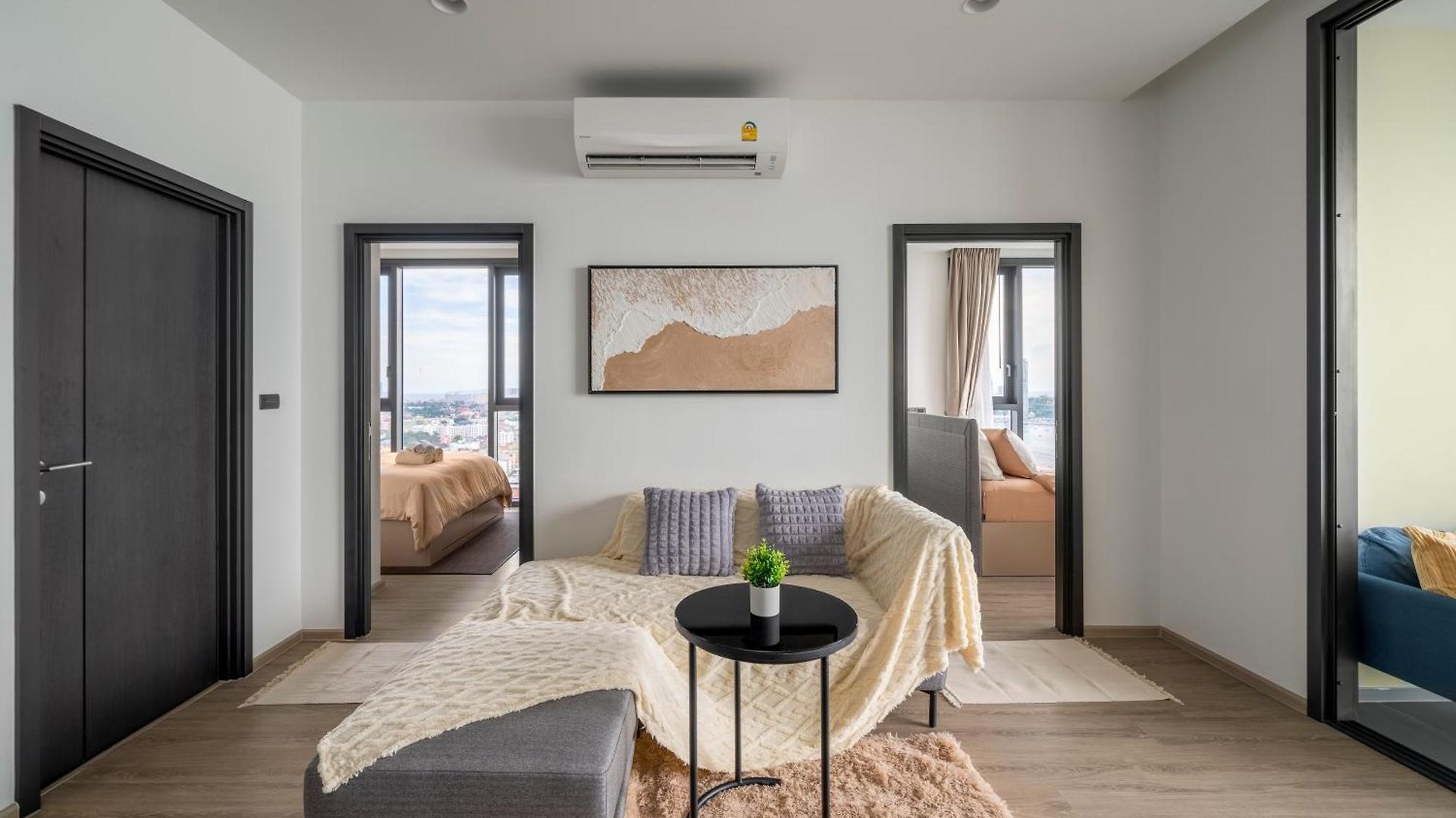 Vacaystation Edge โรงแรม Pattaya