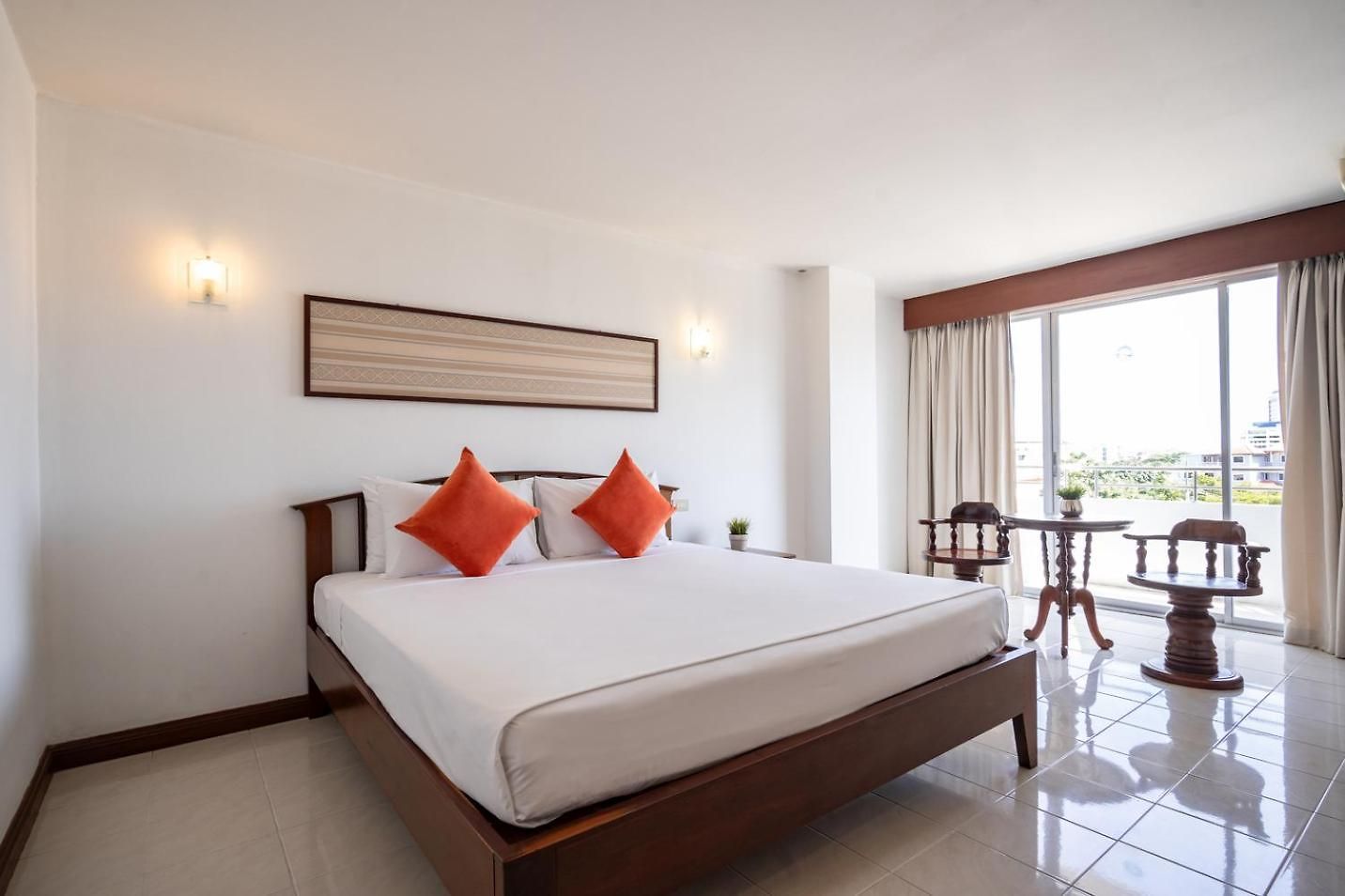โรงแรม โรงแรมเจพี วิลลา 3*