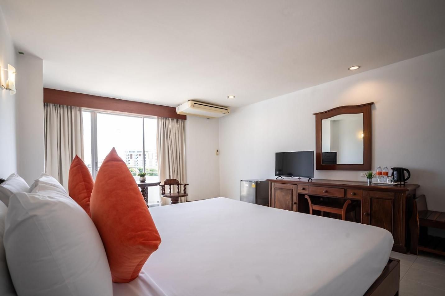 โรงแรมเจพี วิลลา 3* Pattaya