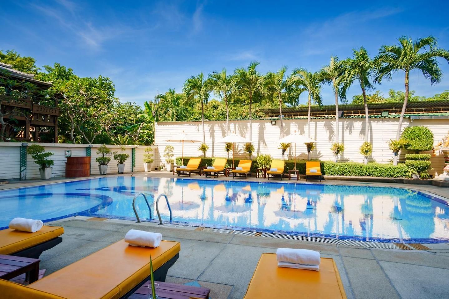 โรงแรมเจพี วิลลา 3* Pattaya