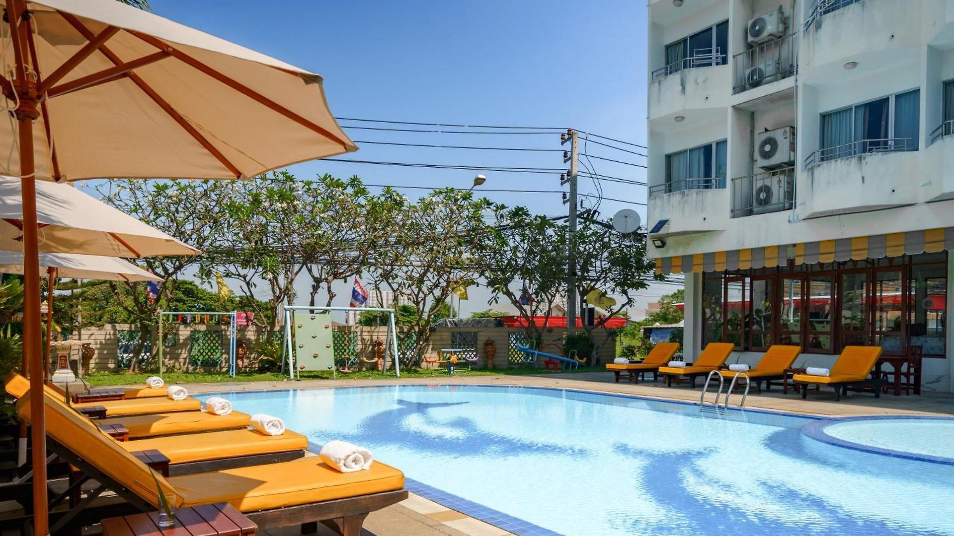 โรงแรมเจพี วิลลา 3*