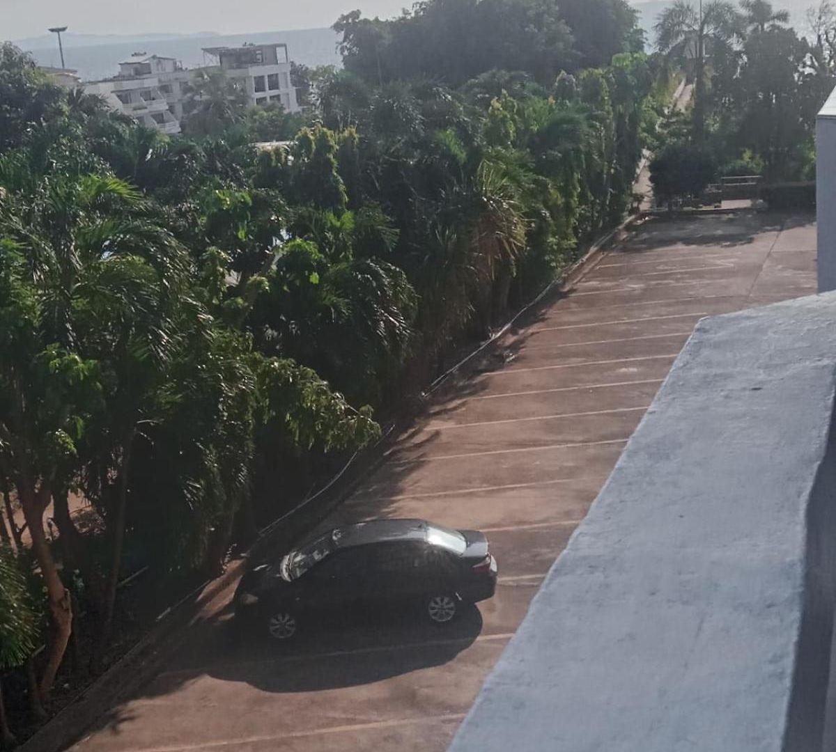 Condotel A Jomtien Road อพาร์ทเม้น