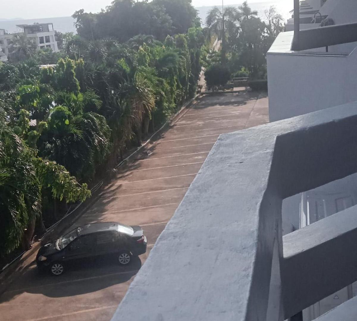 Condotel A Jomtien Road * Pattaya