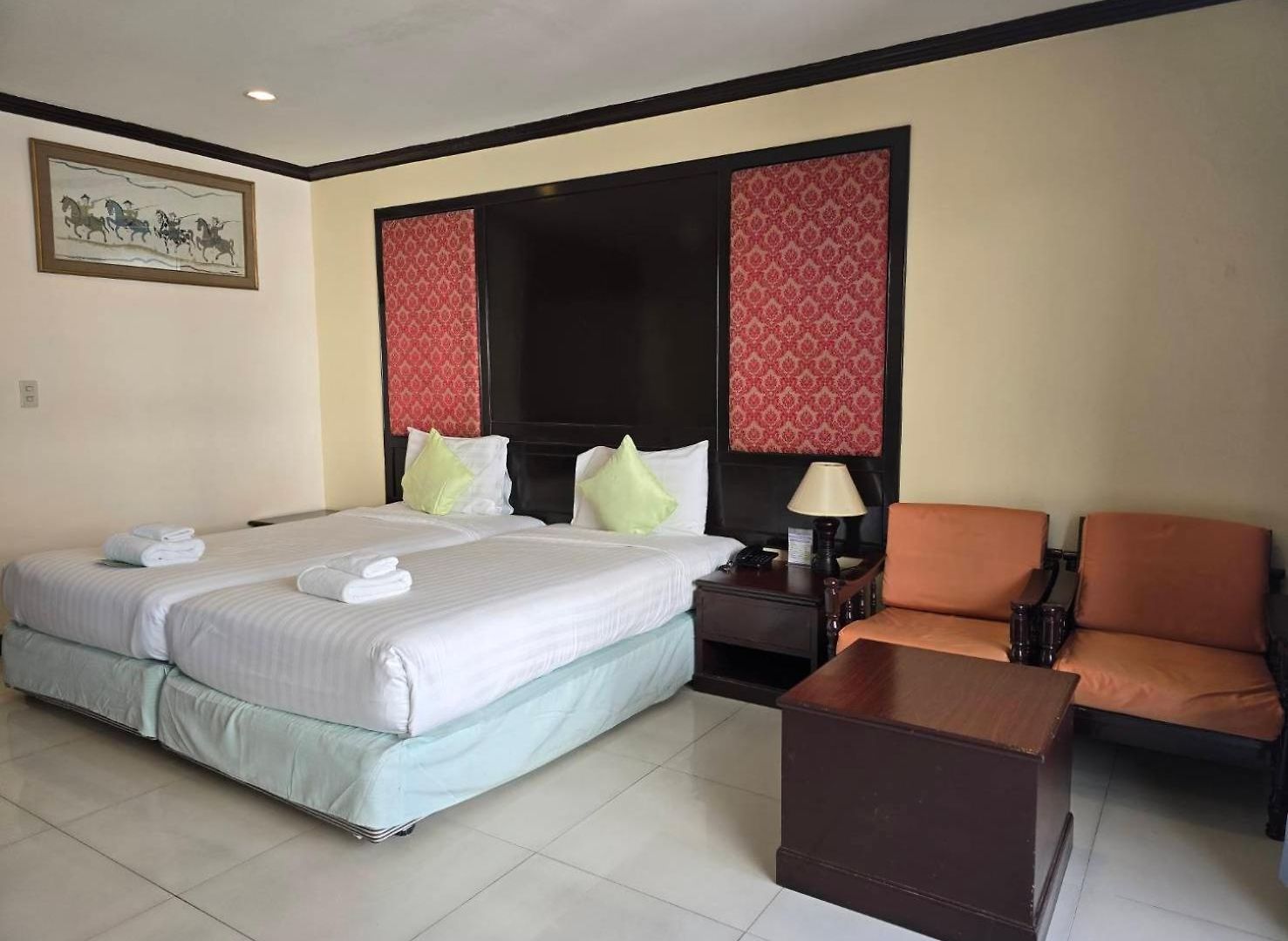 โรงแรม ไมค์บีชรีสอร์ท 3*