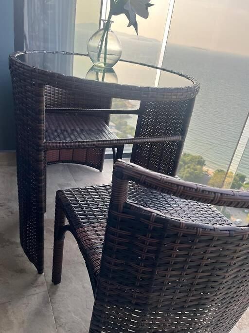 อพาร์ทเม้น Sea View At The Front - Breathtaking View Pattaya