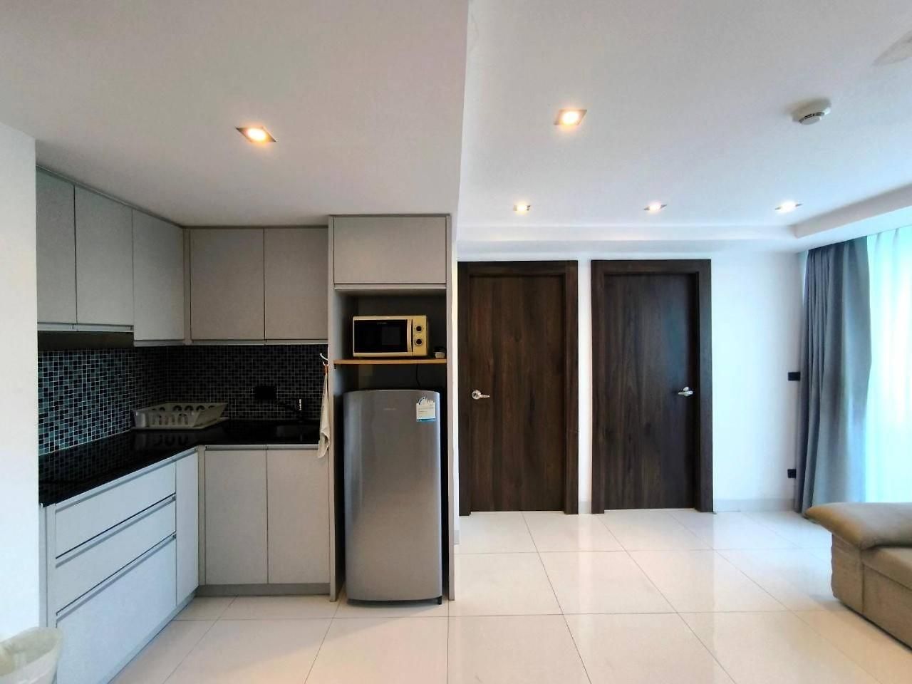 Serenity Wongamat 410 อพาร์ทเม้น