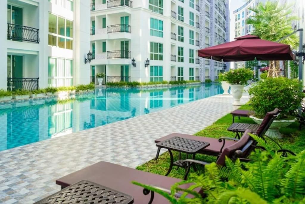 Free Power&wifi,work Remotely, Kitchen,deal อพาร์ทเม้น Pattaya