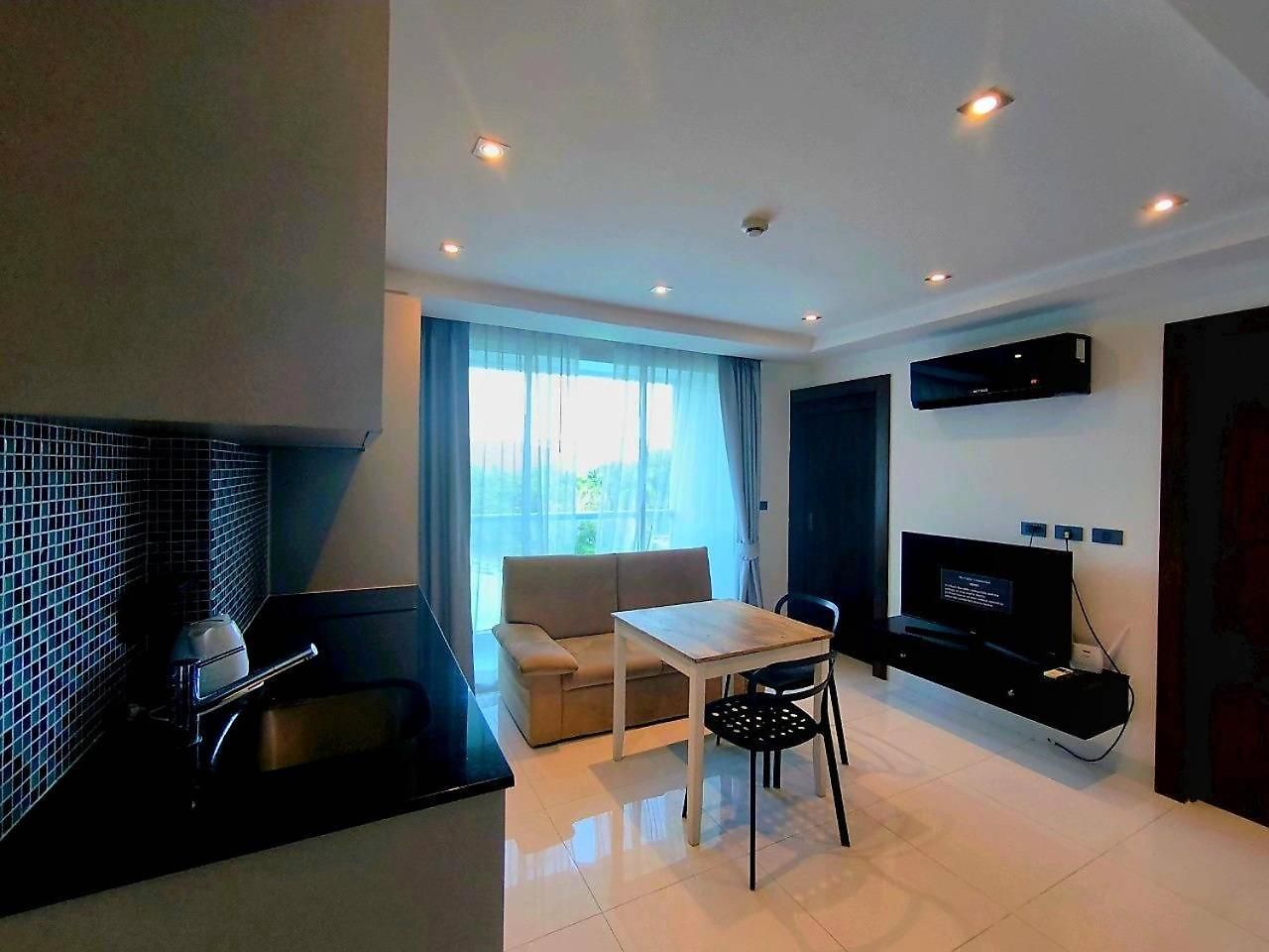 Serenity Wongamat 413 อพาร์ทเม้น *