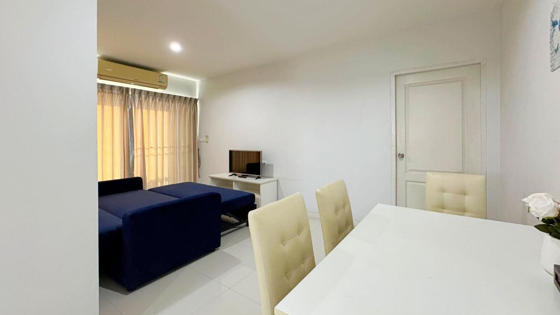 Baan By Sabai Near By God โรงแรม