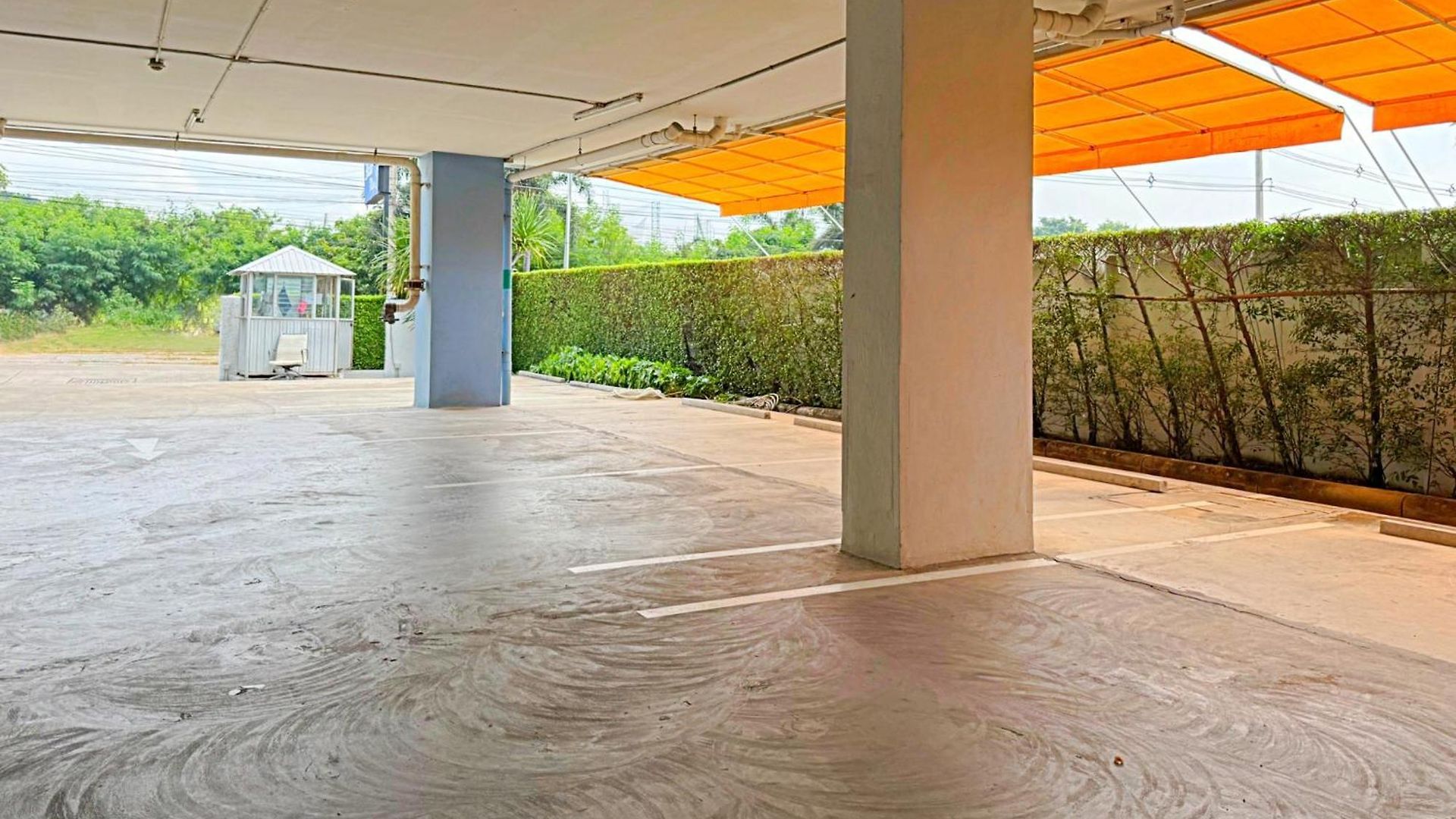 โรงแรม Baan By Sabai Near By God
