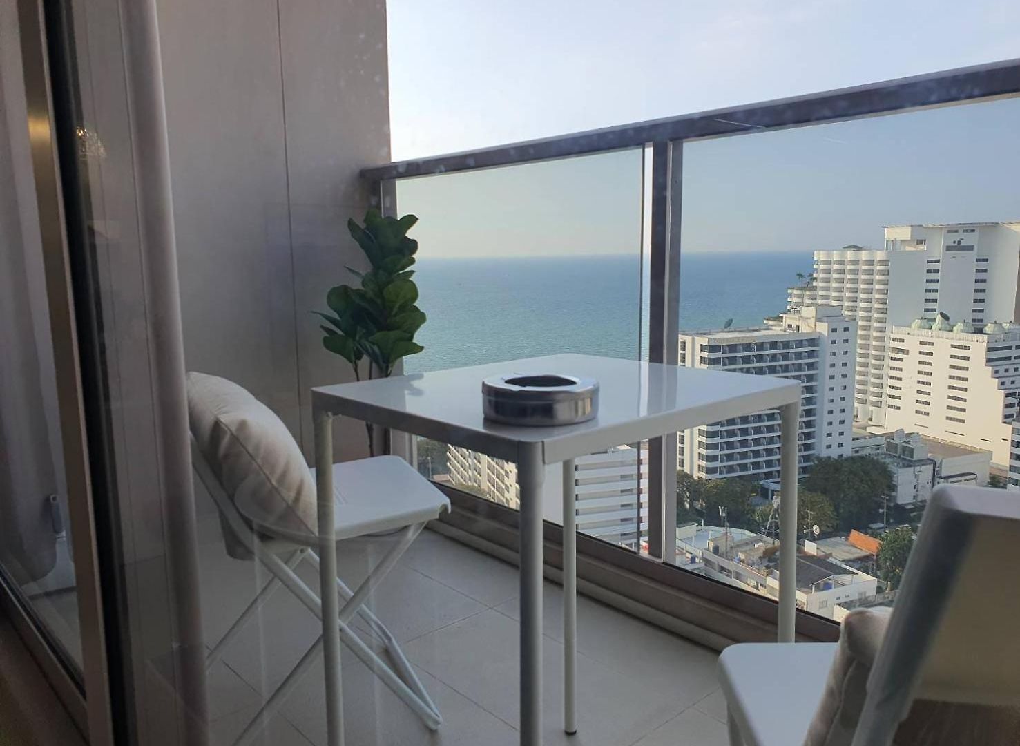 The Guestrooms อพาร์ทเม้น Pattaya