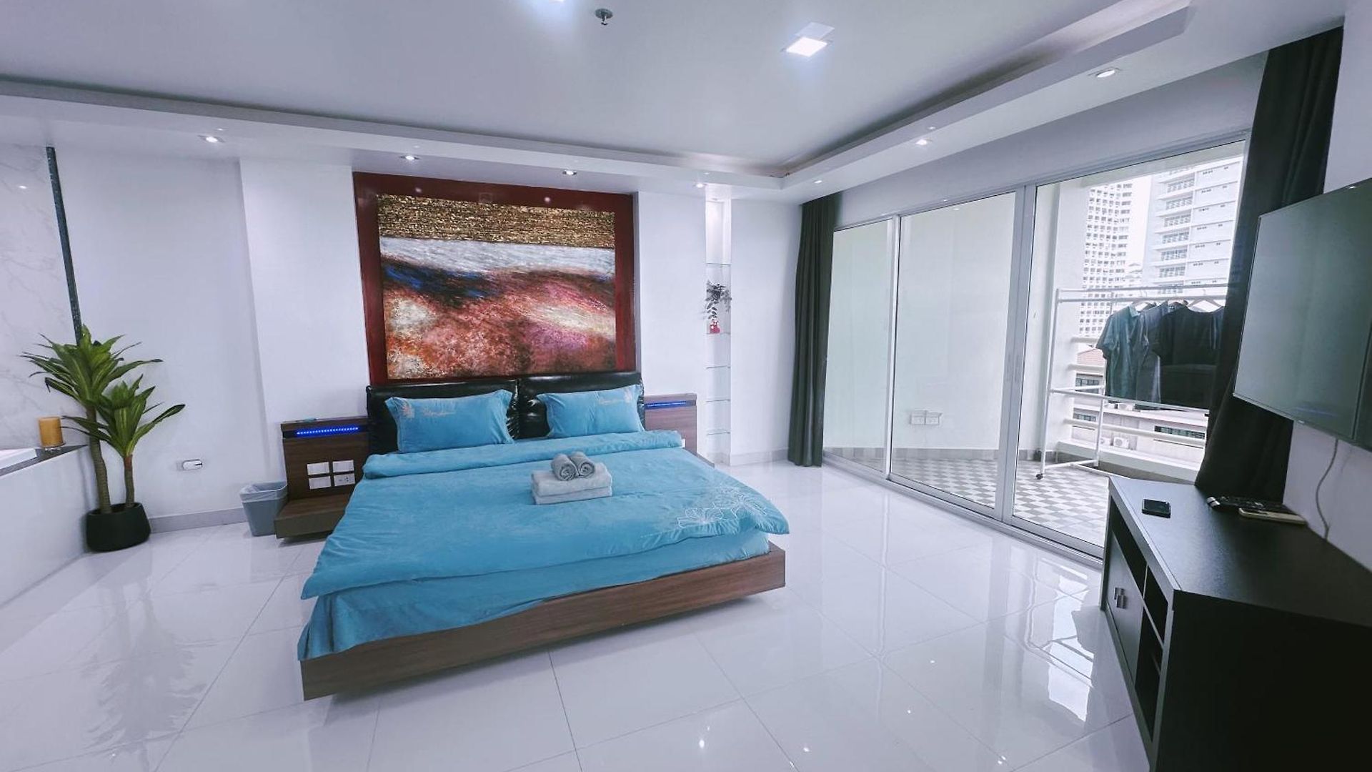Amazing Big Balcony Seaview Dontan Beachfront