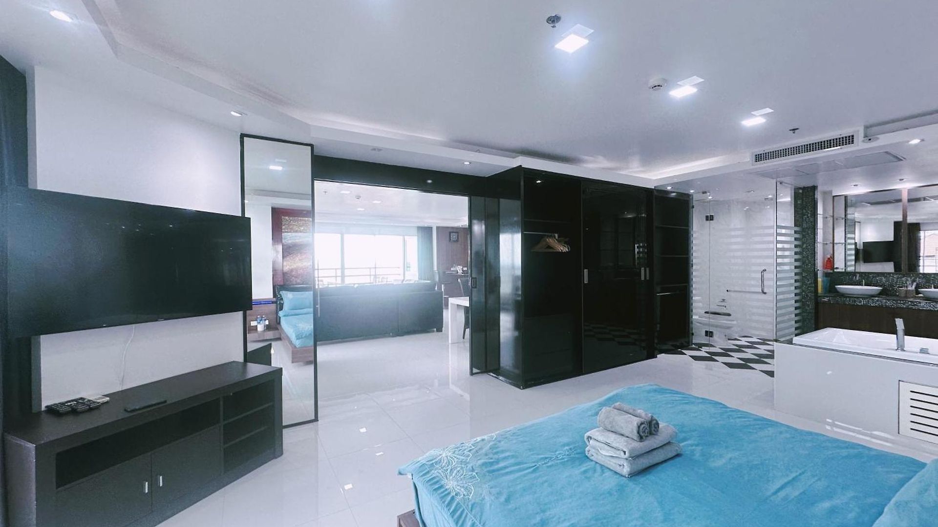 Amazing Big Balcony Seaview Dontan Beachfront อพาร์ทเม้น *