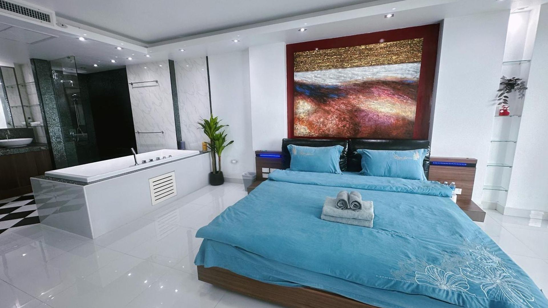 Amazing Big Balcony Seaview Dontan Beachfront *
