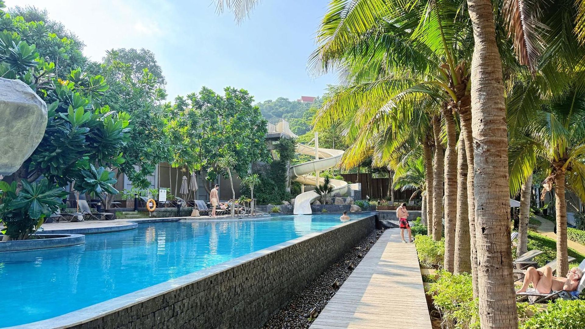 Unixx Seaview อพาร์ตโฮเทล Pattaya