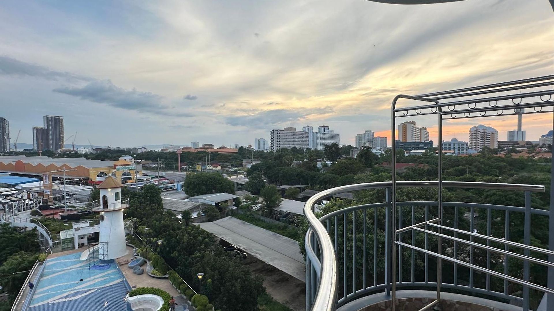 อพาร์ทเม้น Supalai425 Pattaya