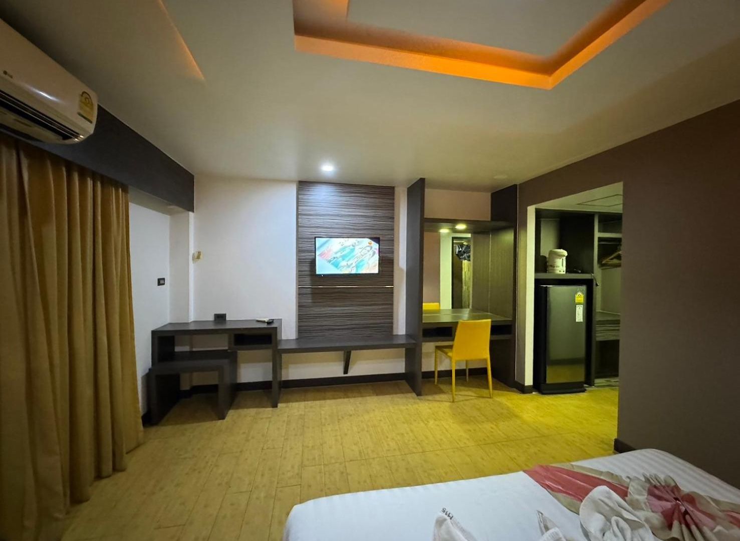 โรงแรม Mr.mac's Place 2*