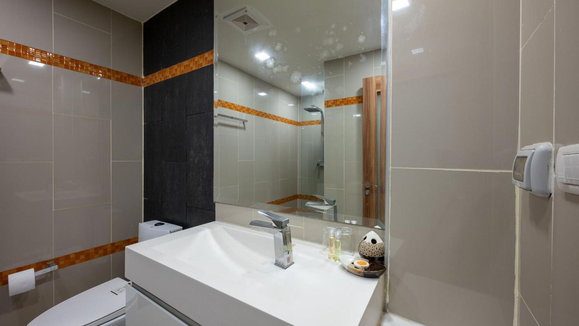 C-view By Apartwell อพาร์ทเม้น Pattaya