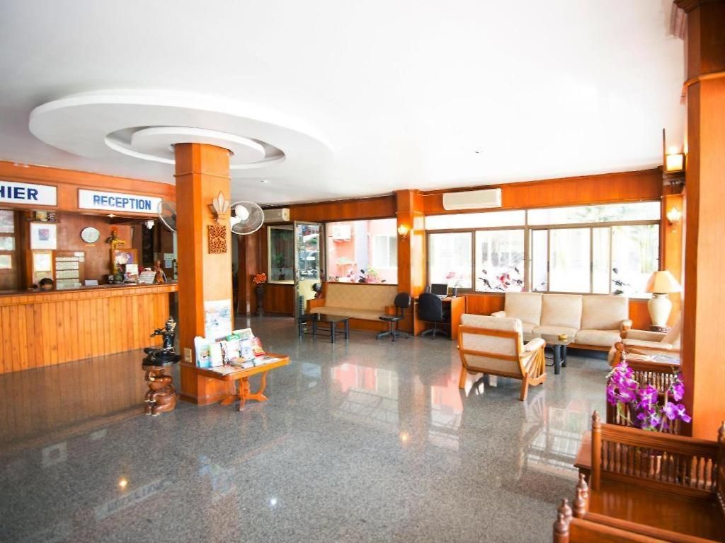 โรงแรม Mr.mac's Place 2*