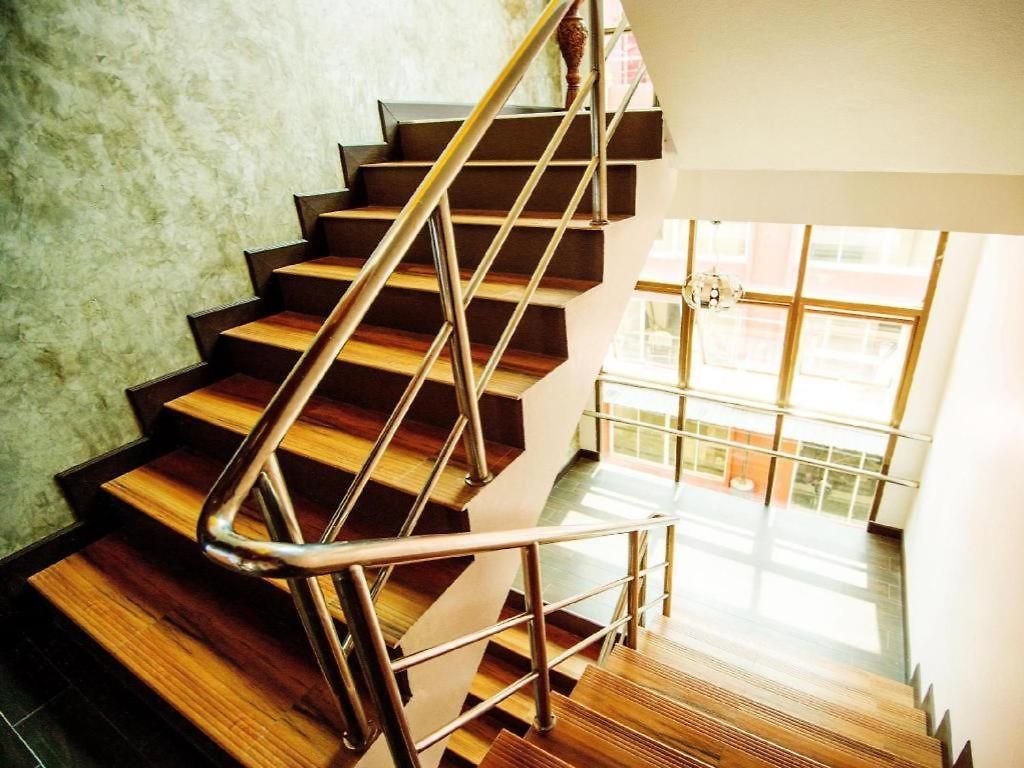 โรงแรม Mr.mac's Place 2*