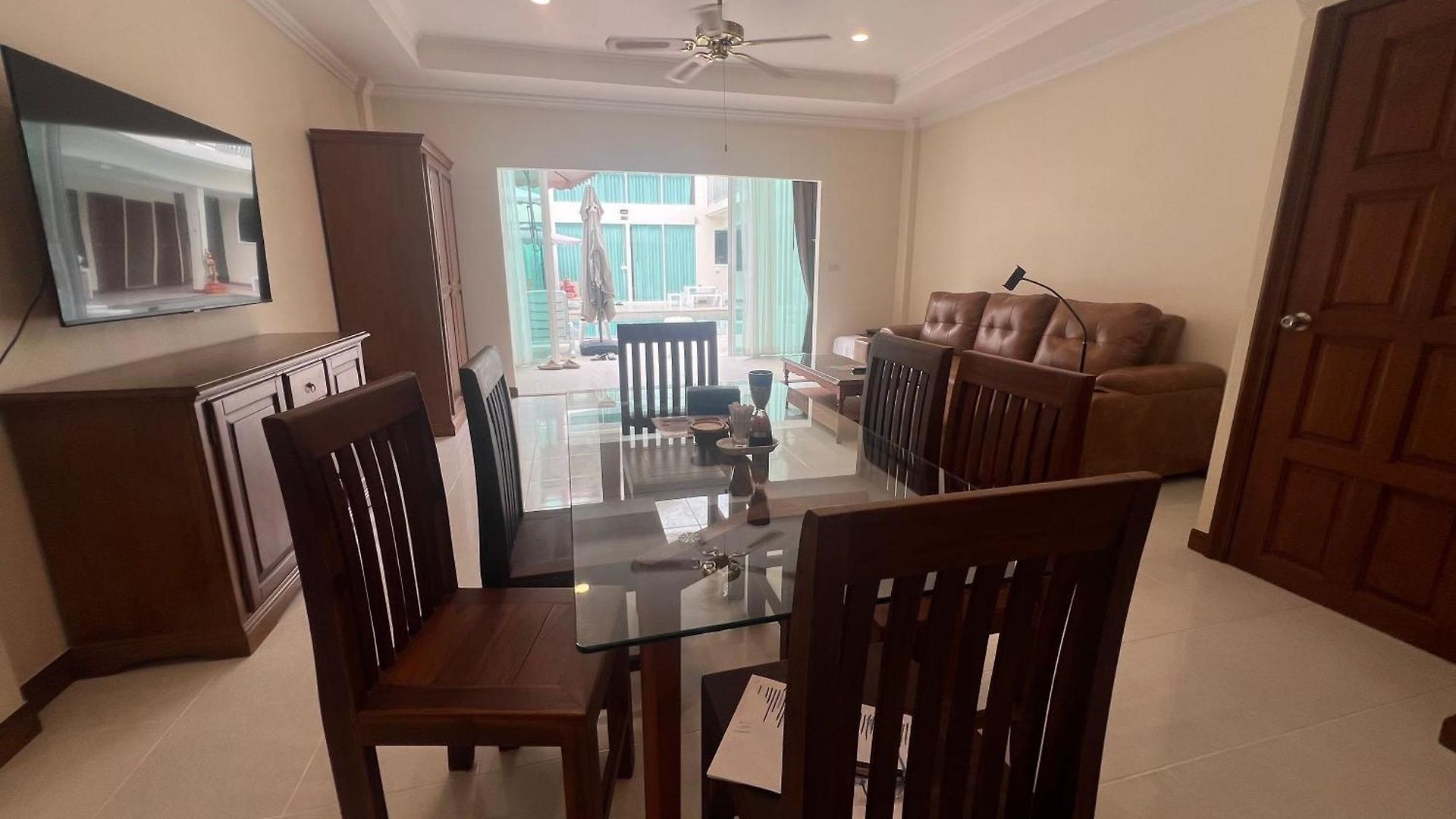 รีสอร์ท Pratamnak Luxury