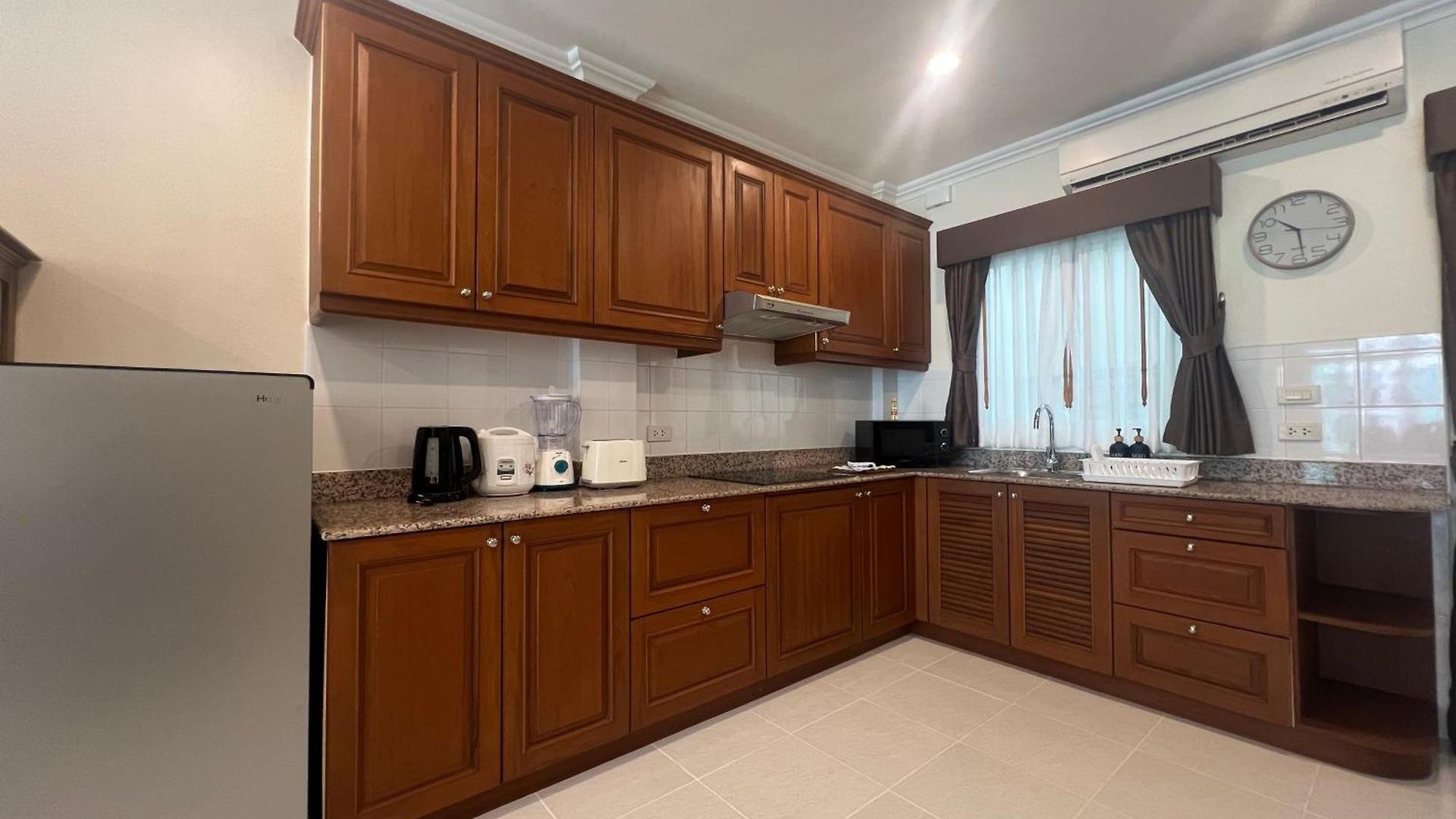 Pratamnak Luxury รีสอร์ท *