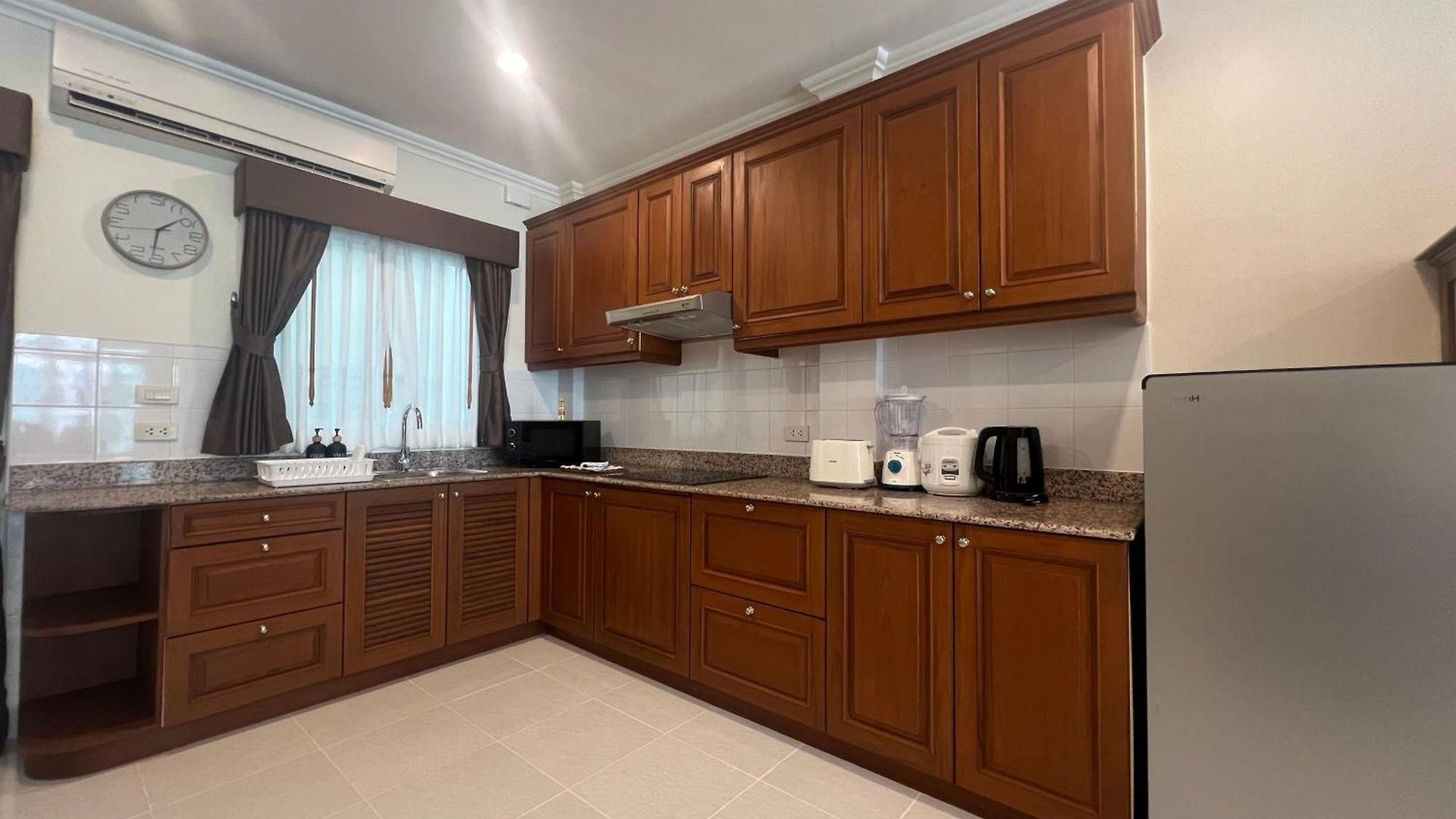 Pratamnak Luxury