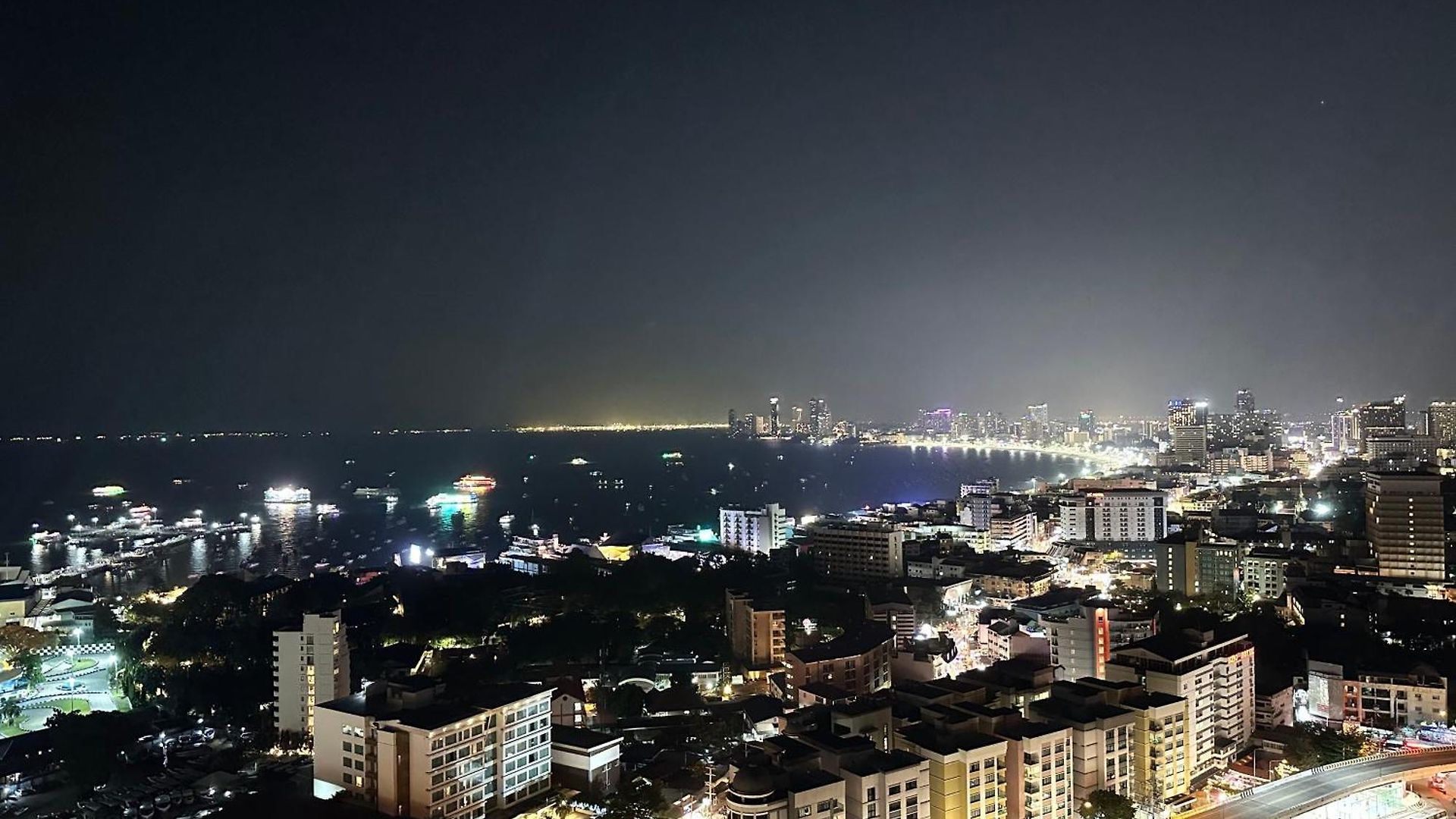 อพาร์ตโฮเทล Unixx Seaview 3*