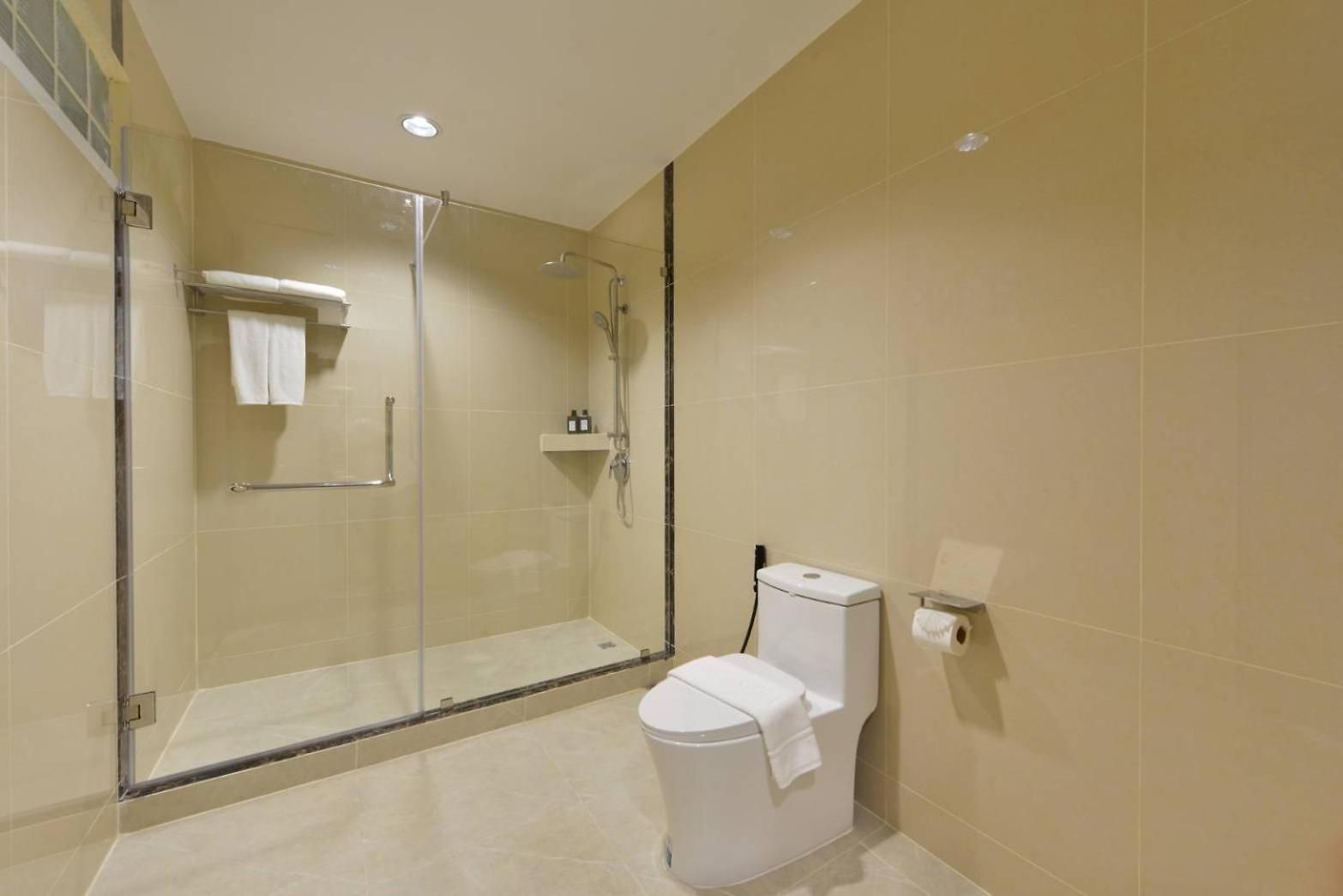โรงแรม Kastel Pattaya