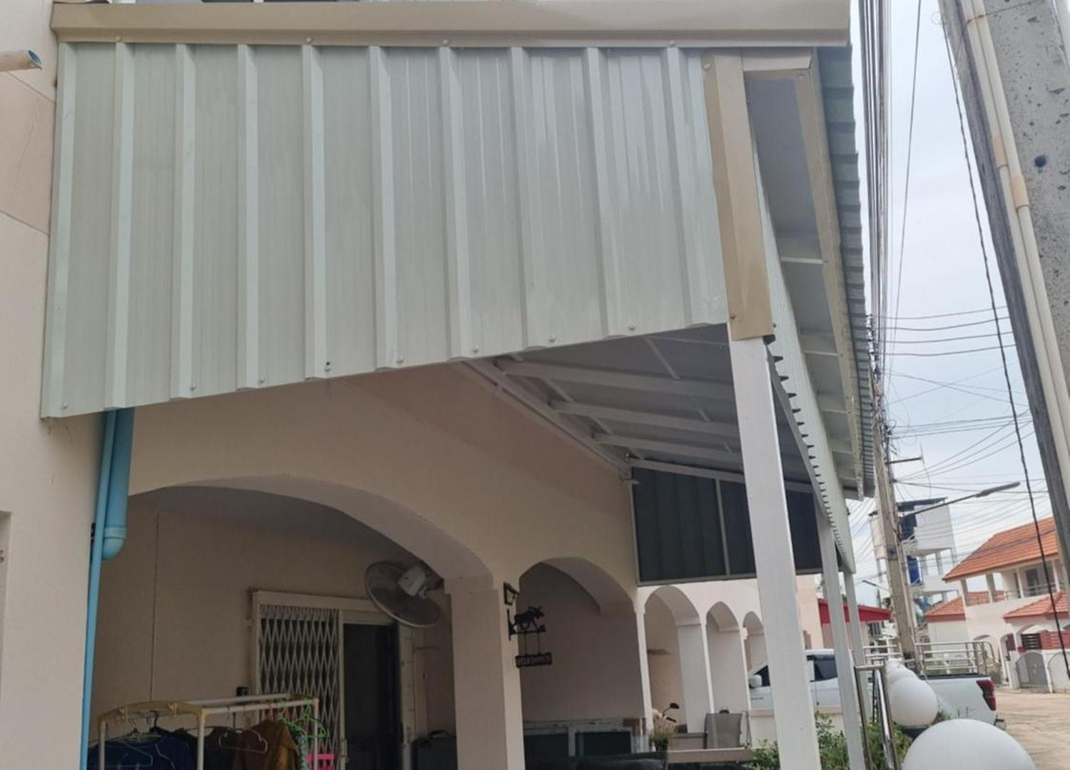 3 Bedroom Renovated House With In - And Outdoor Jacuzzi *