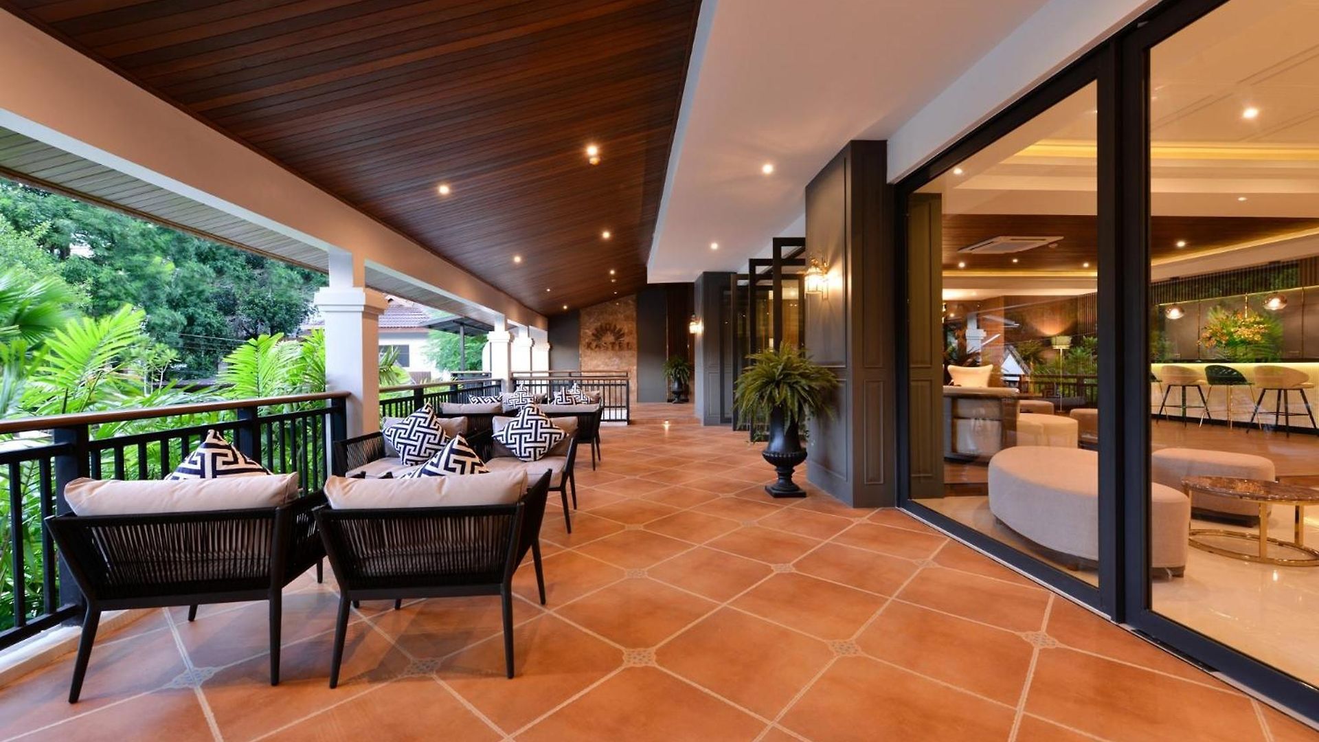 โรงแรม Kastel