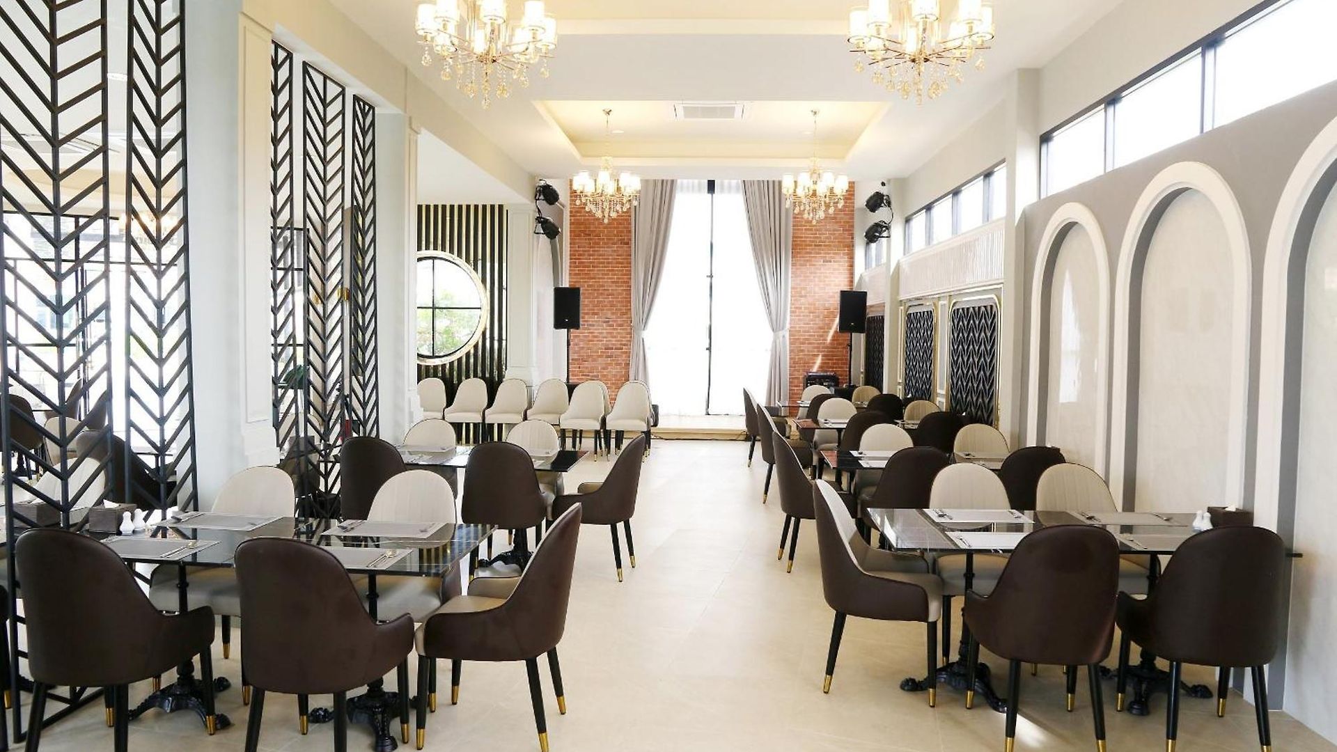 โรงแรม Kastel Pattaya