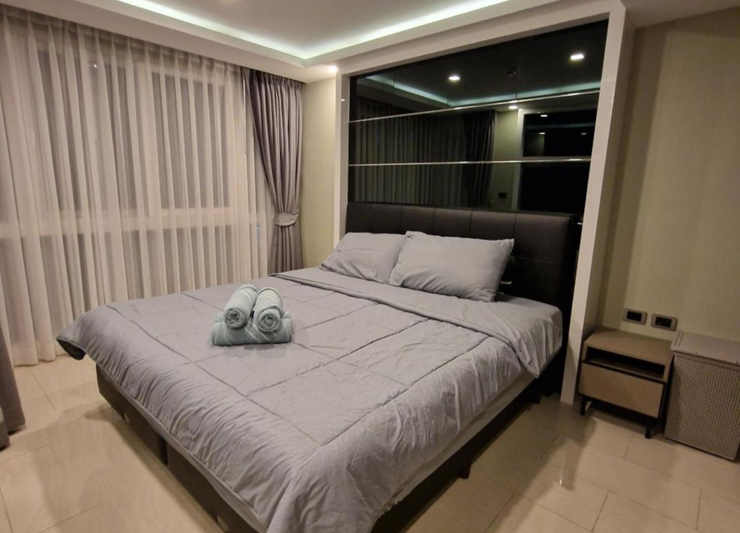อพาร์ทเม้น Grand Avenue 1 Bedroom *