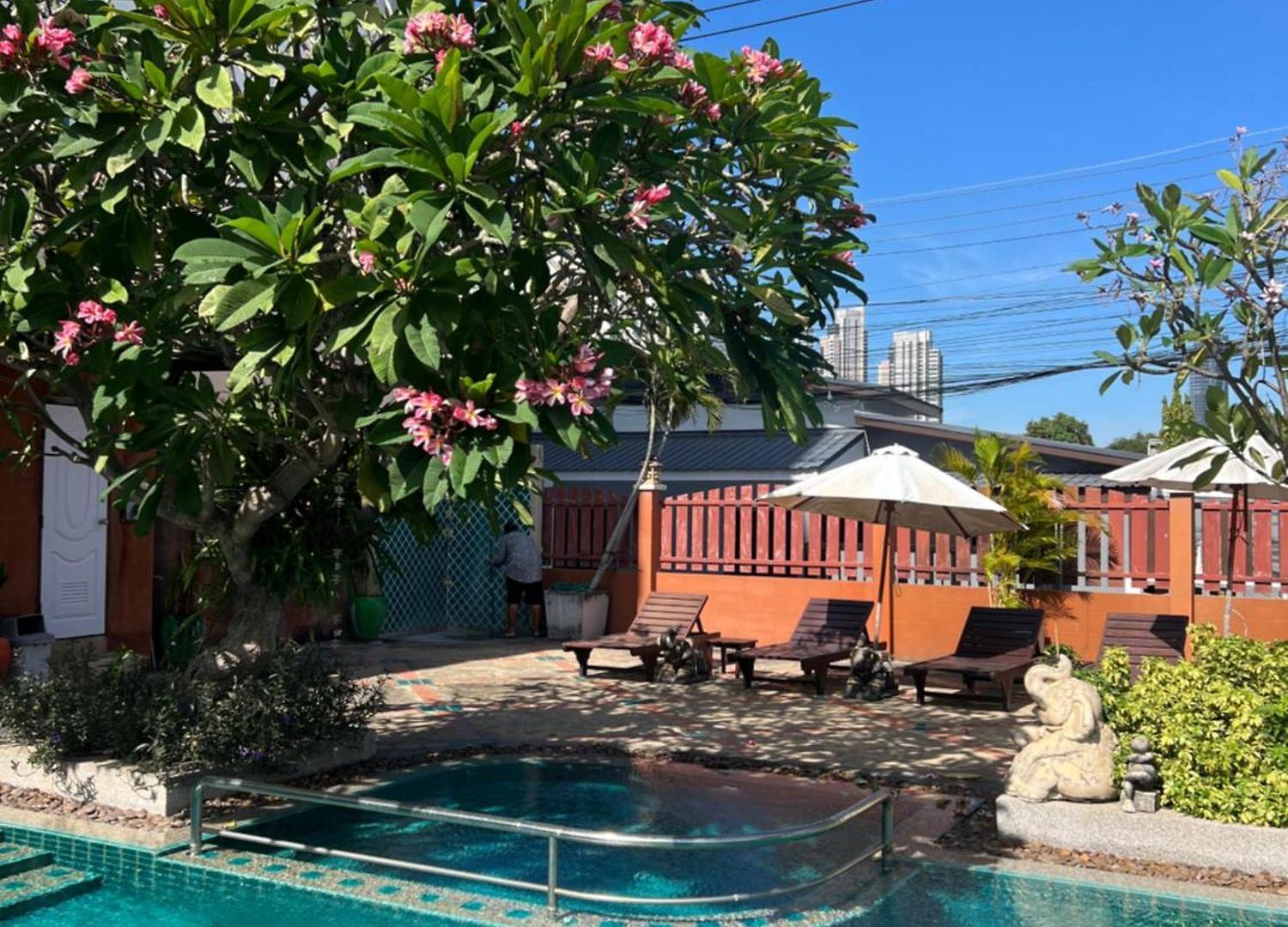 Pattara Mansion พัทยา Pattaya
