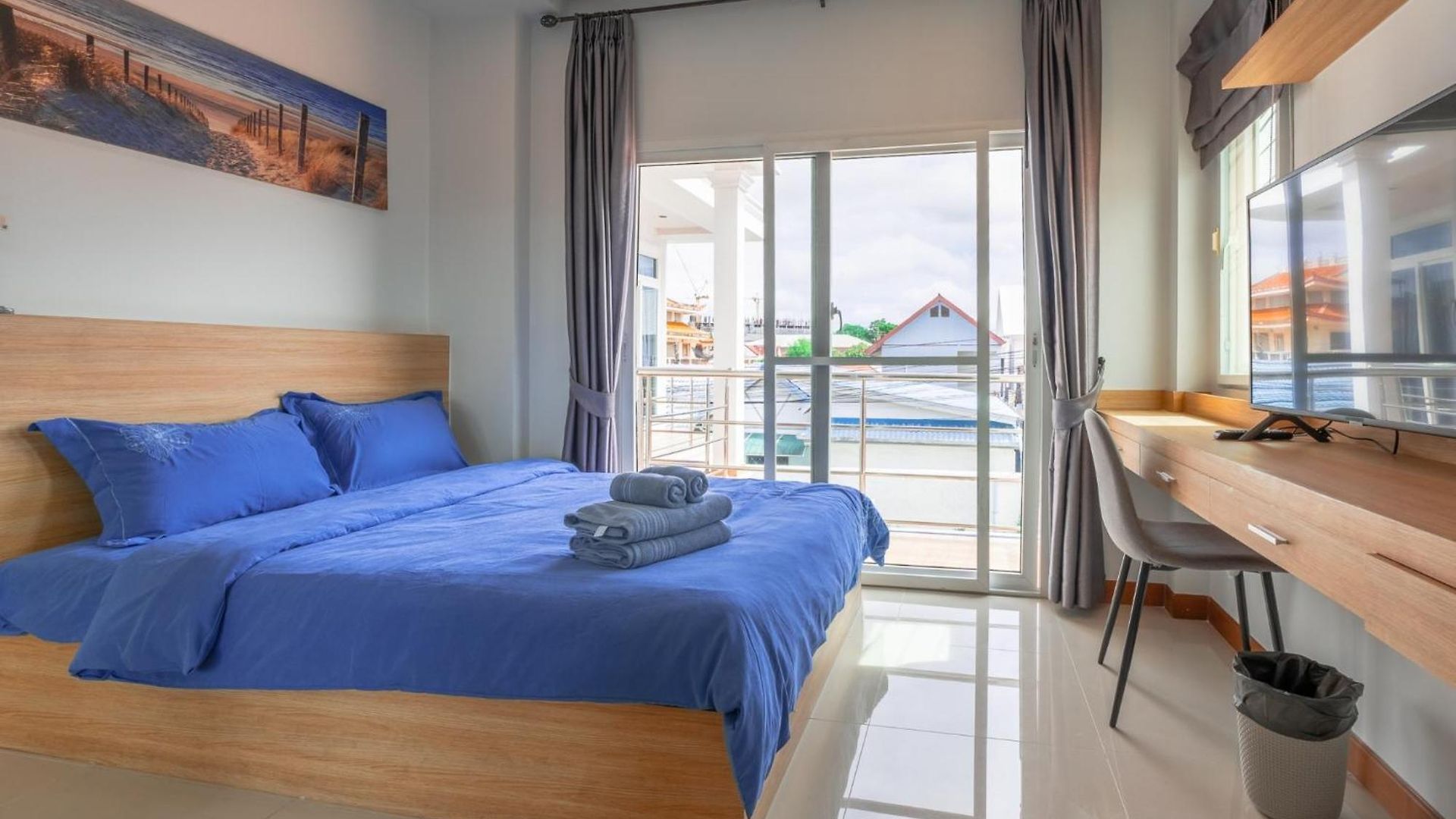 5 Bedrooms Modern Pool * Pattaya