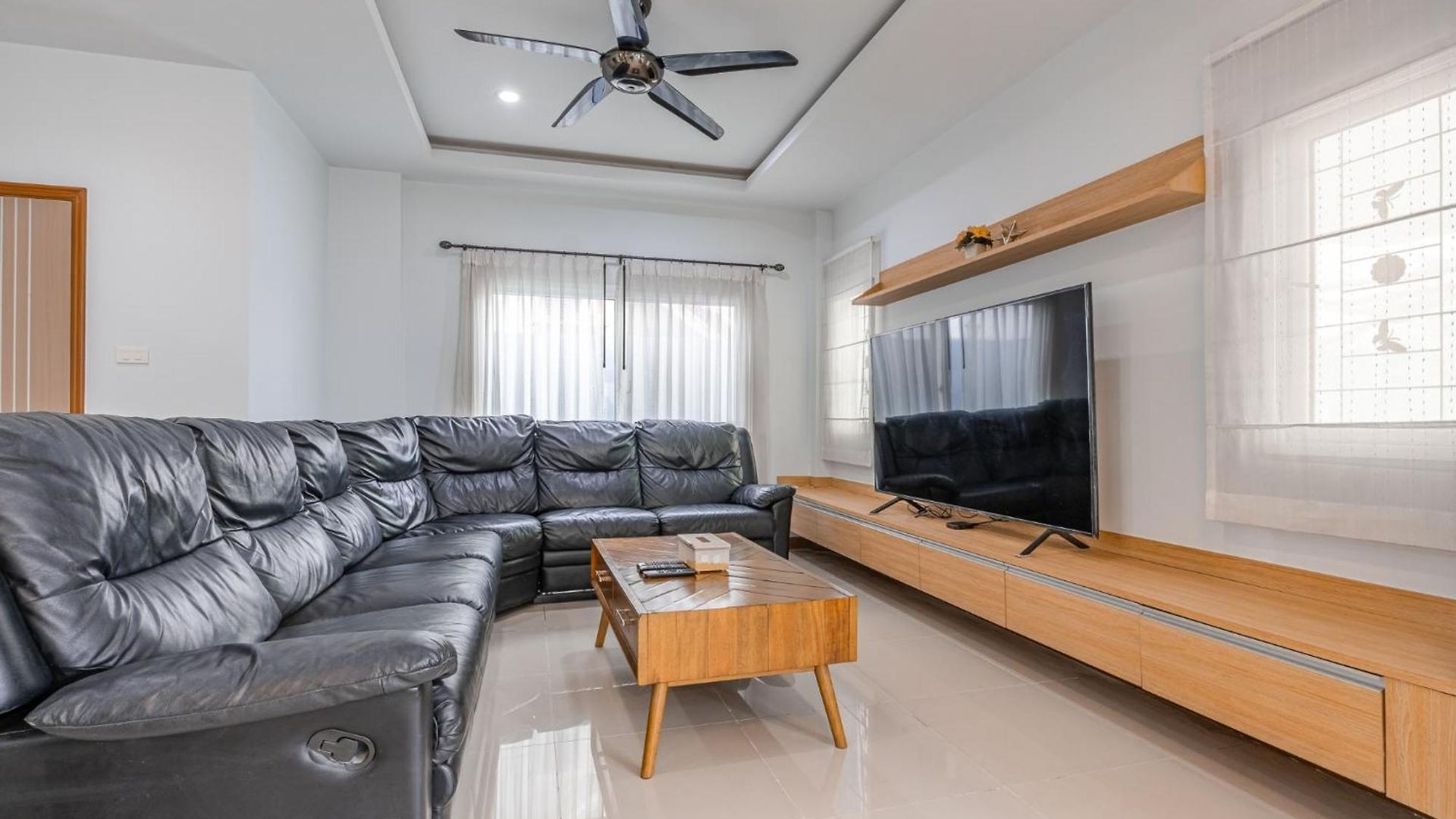 วิลล่า 5 Bedrooms Modern Pool *