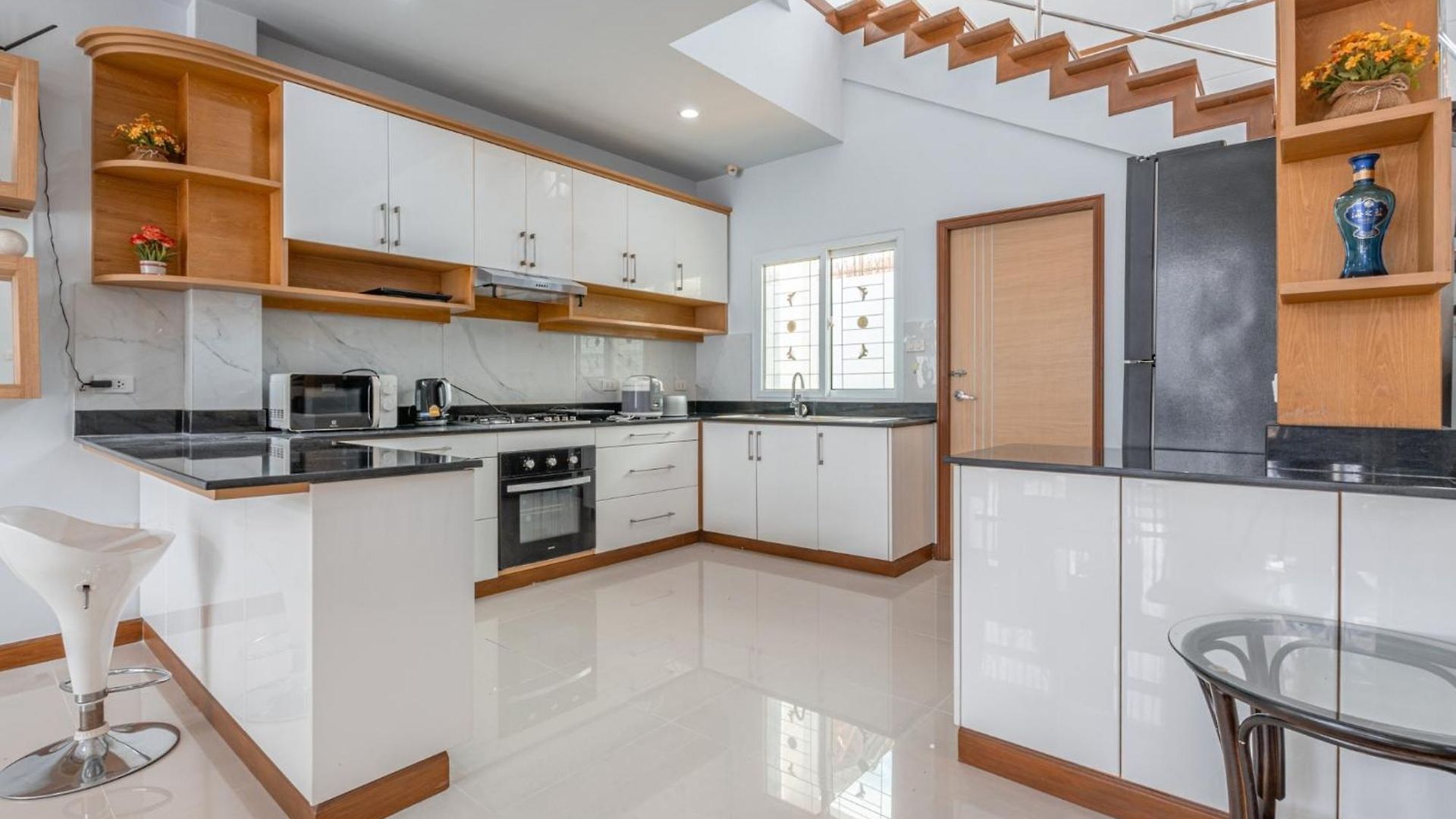 วิลล่า 5 Bedrooms Modern Pool Pattaya