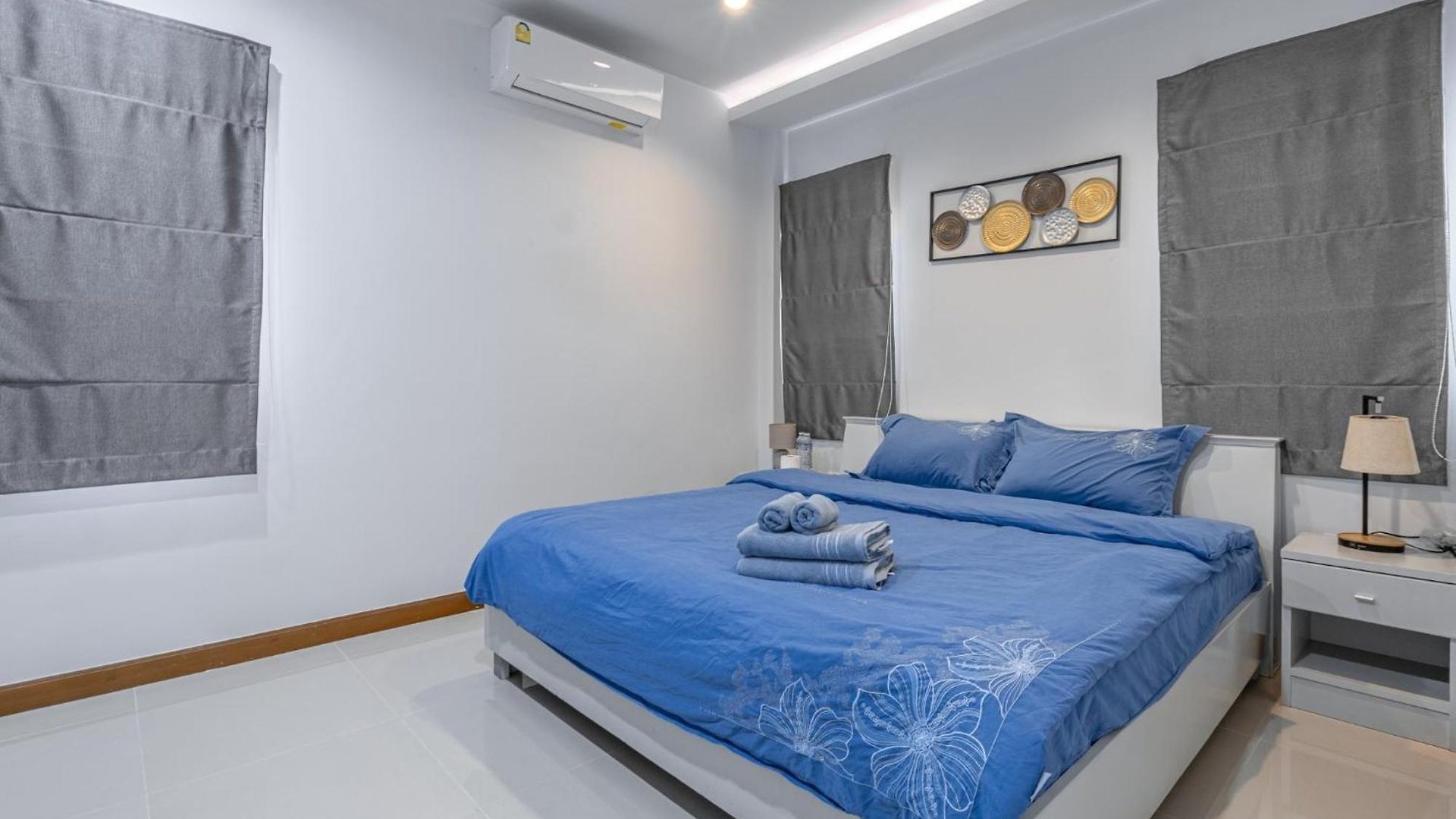 5 Bedrooms Modern Pool วิลล่า *