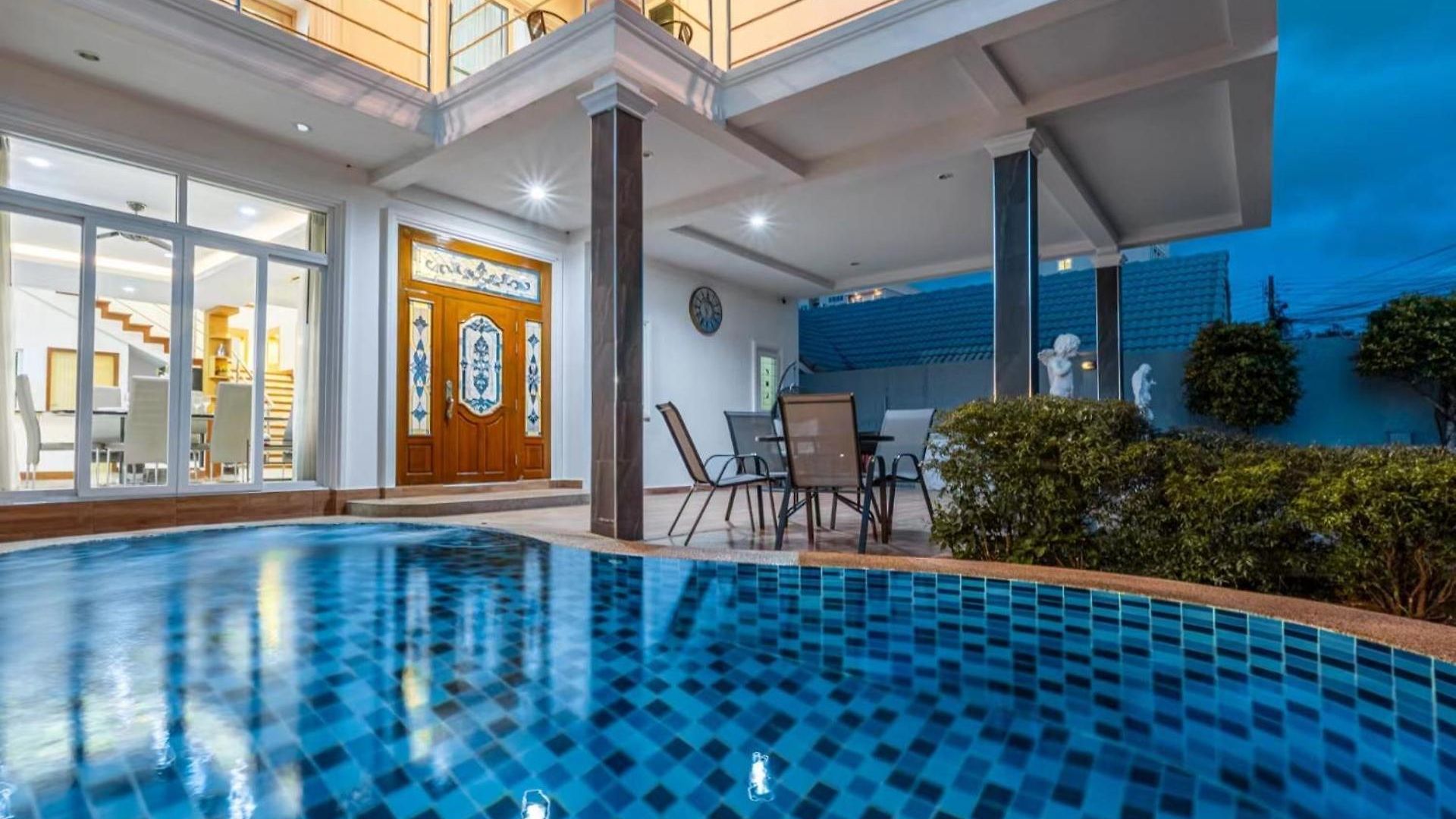 วิลล่า 5 Bedrooms Modern Pool *