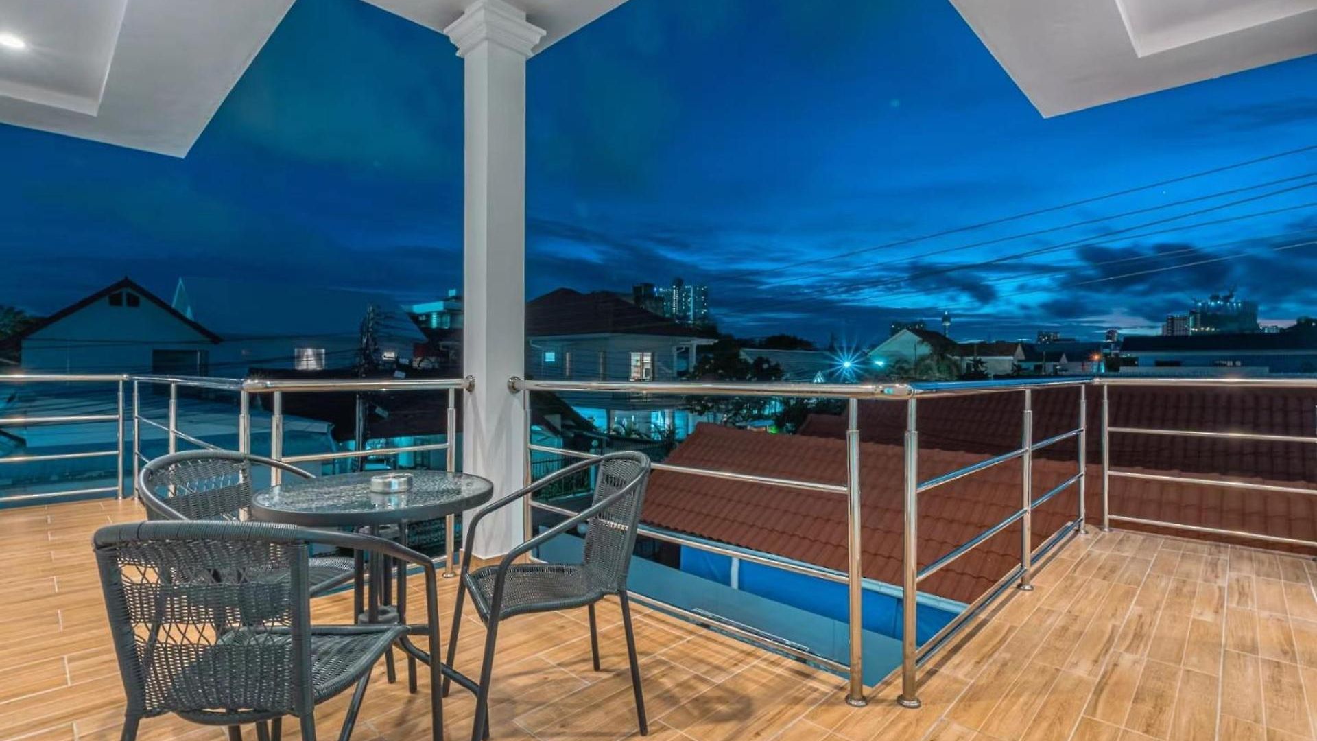 วิลล่า 5 Bedrooms Modern Pool Pattaya